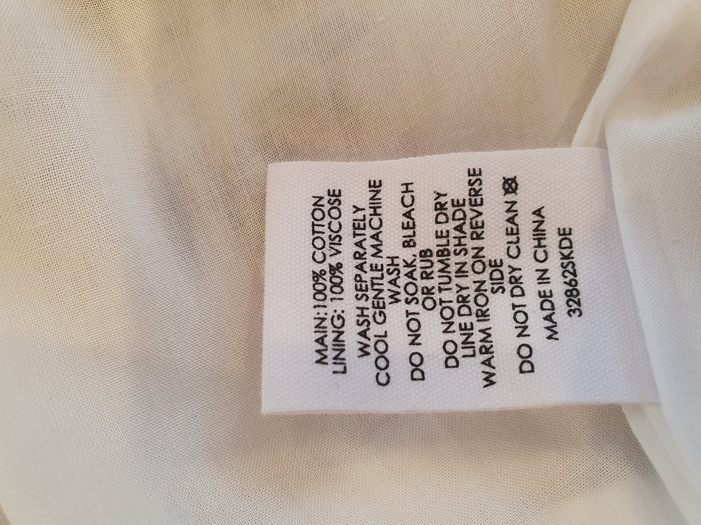 Decjuba Broderie Skirt - Size 14