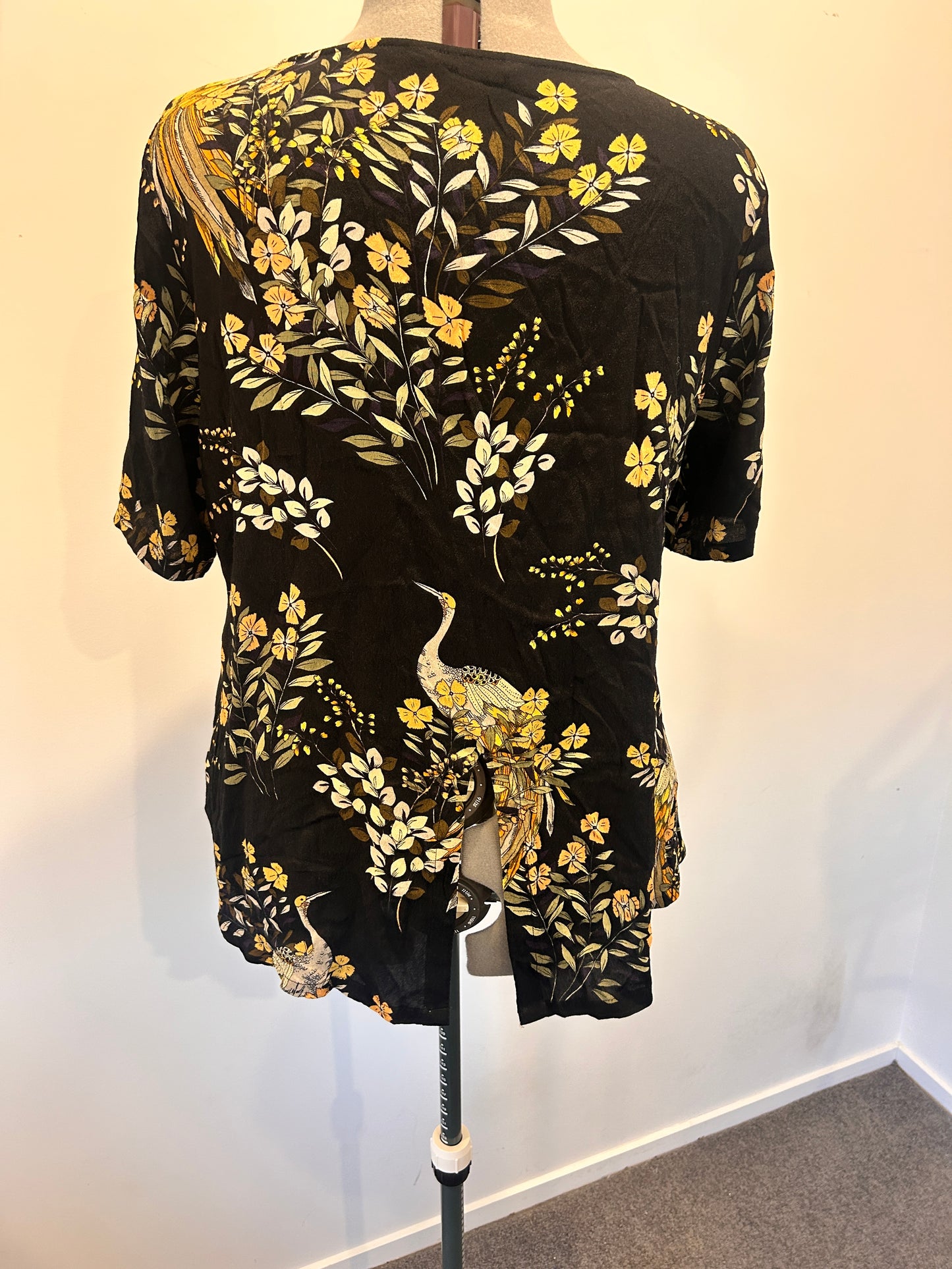 Whistle Top - Size 18 (petite)