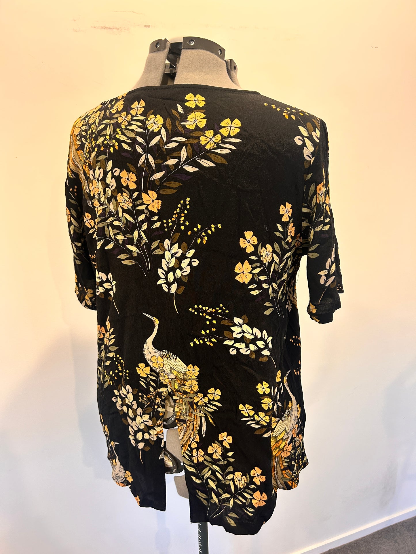 Whistle Top - Size 18 (petite)