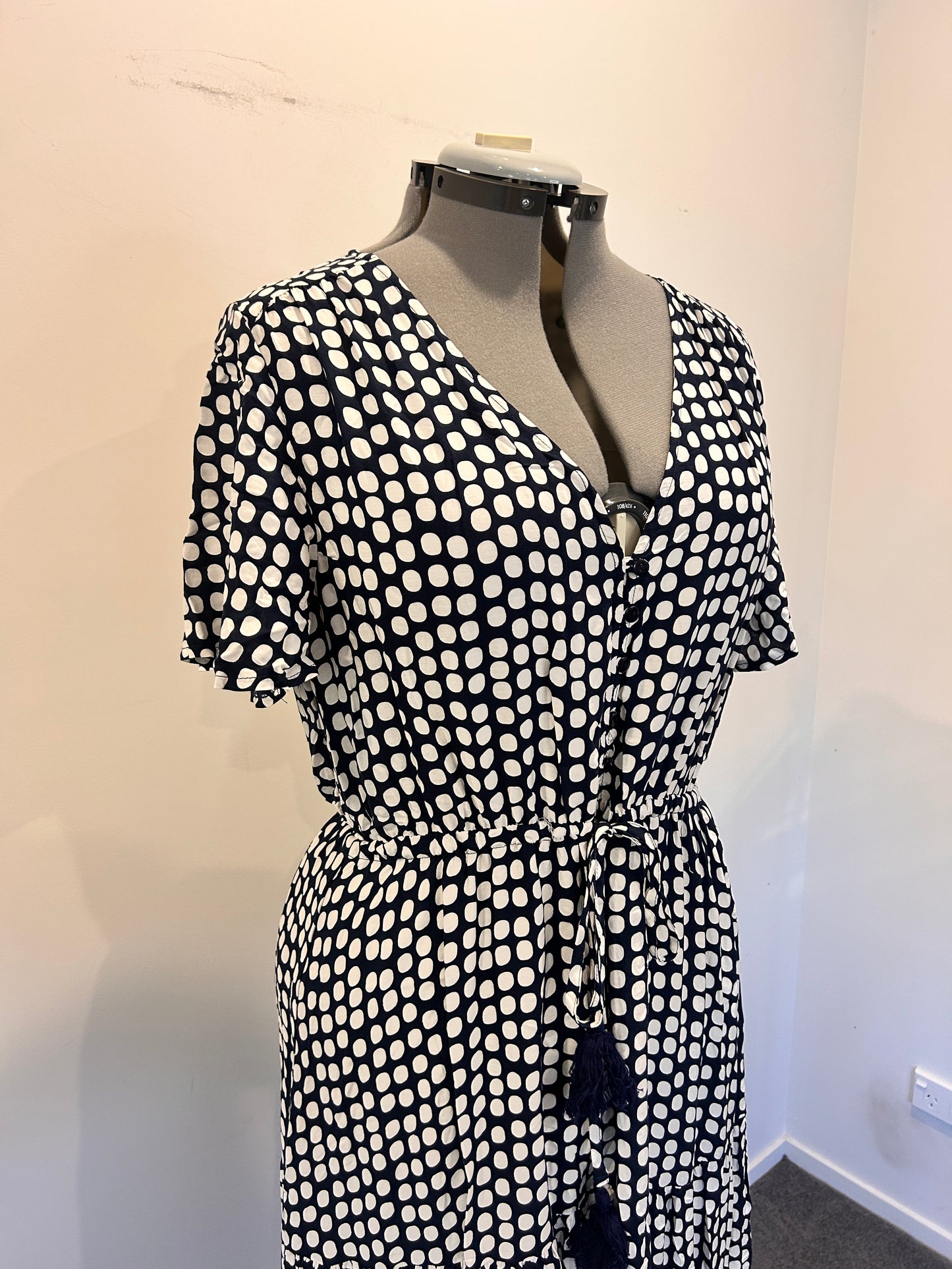 Salty Crush Dress - Size 18 (BNWT)