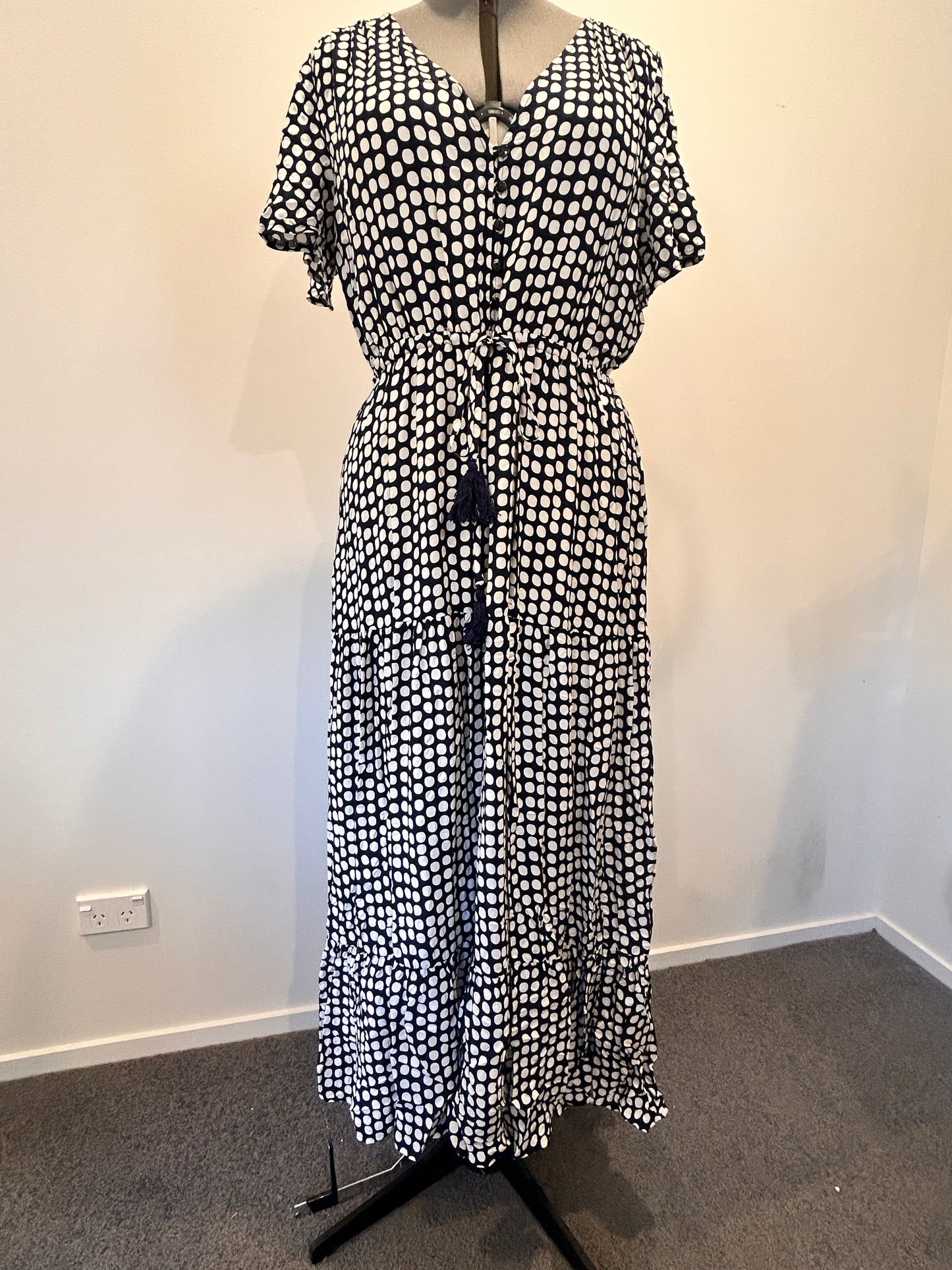 Salty Crush Dress - Size 18 (BNWT)