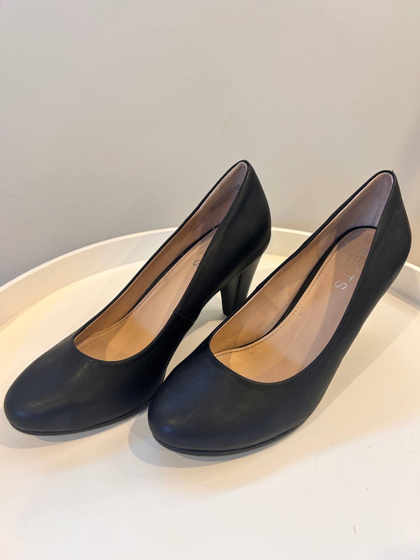 Betts widefit heels -Size EU 41 (10)
