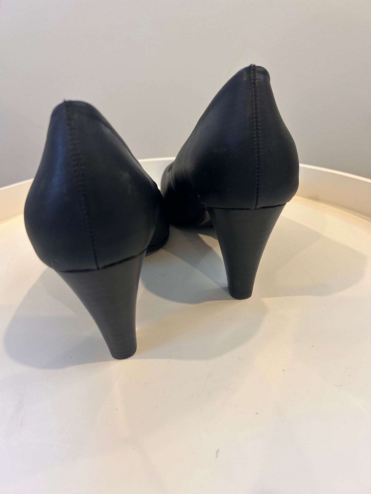 Betts widefit heels -Size EU 41 (10)