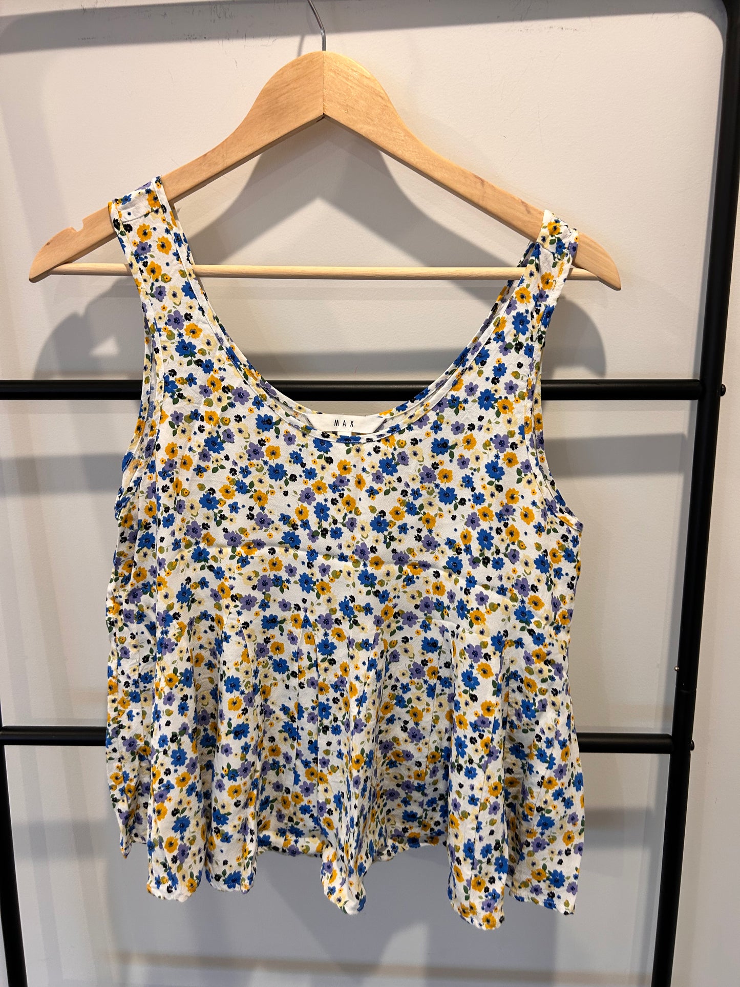 Max Sleeveless Top - Size 12