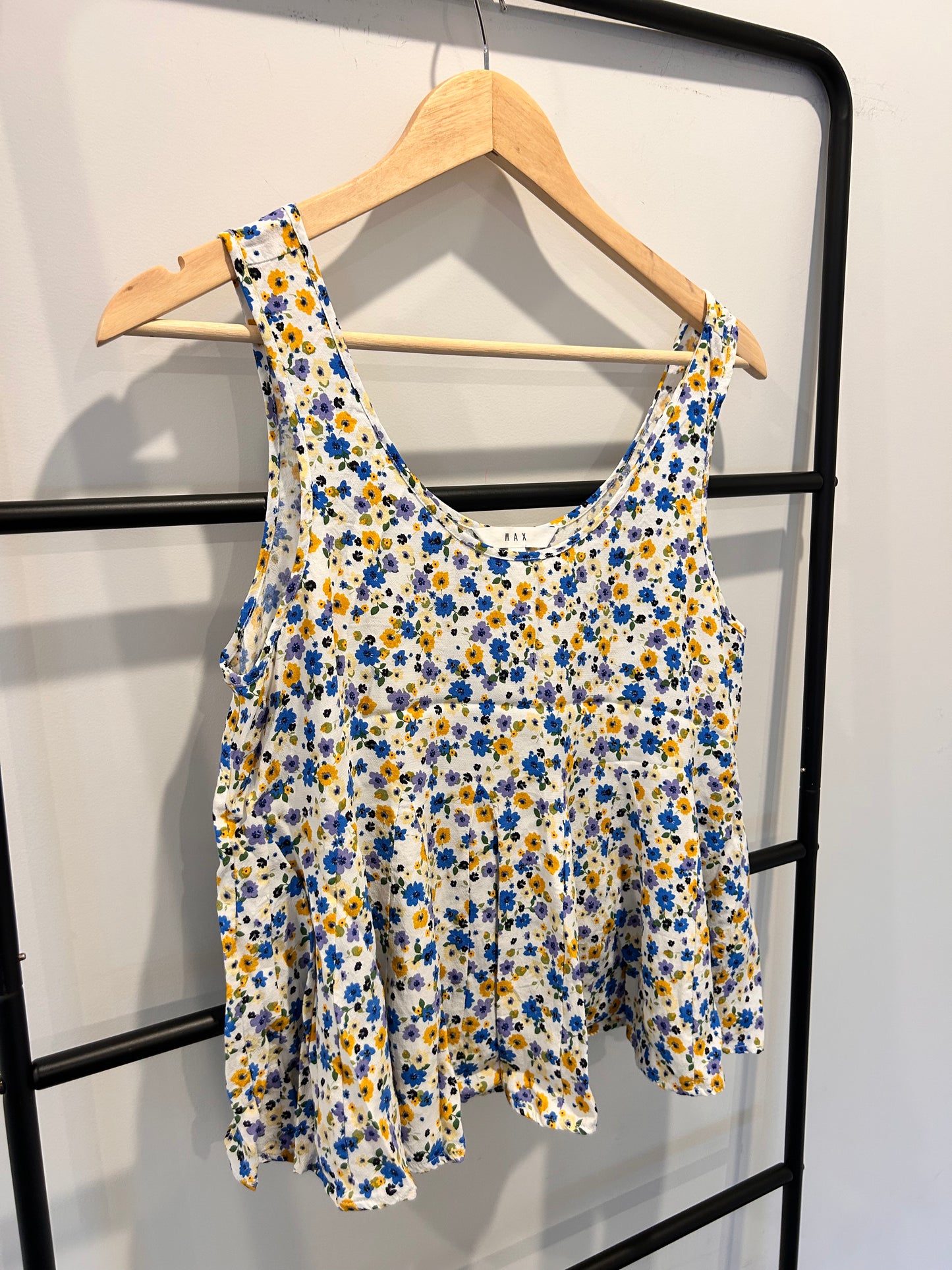Max Sleeveless Top - Size 12