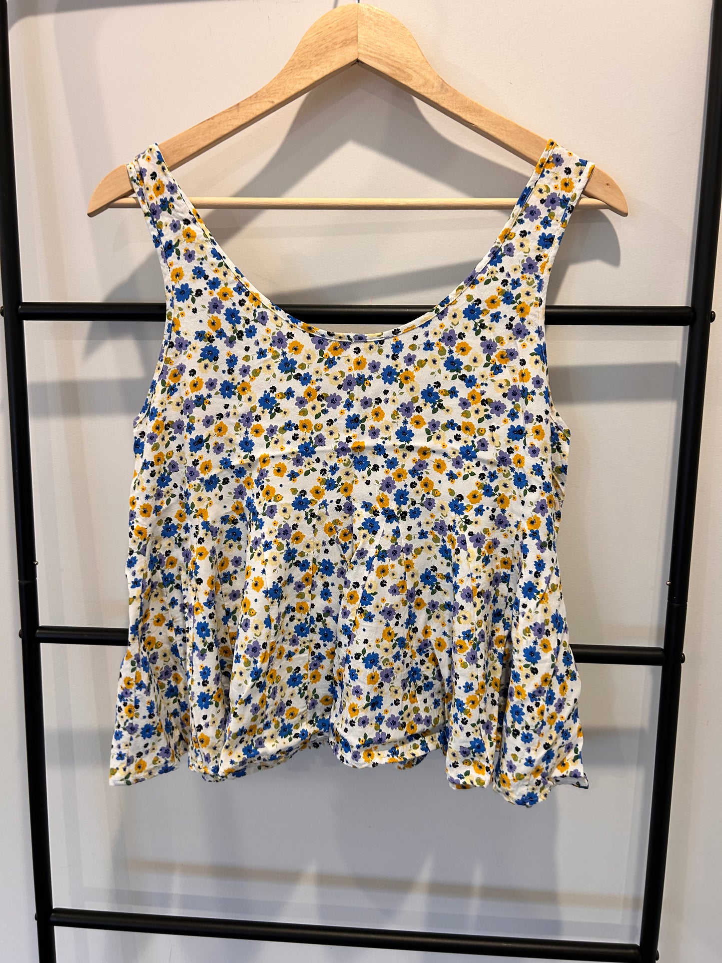 Max Sleeveless Top - Size 12