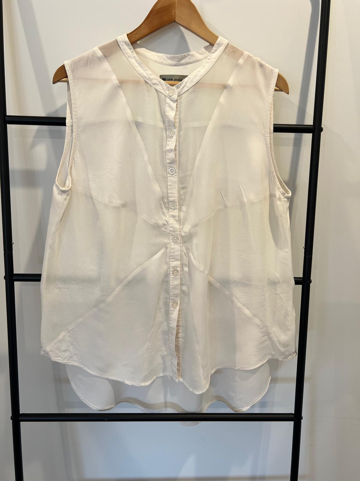 Obi Sleeveless shirt - Size 16