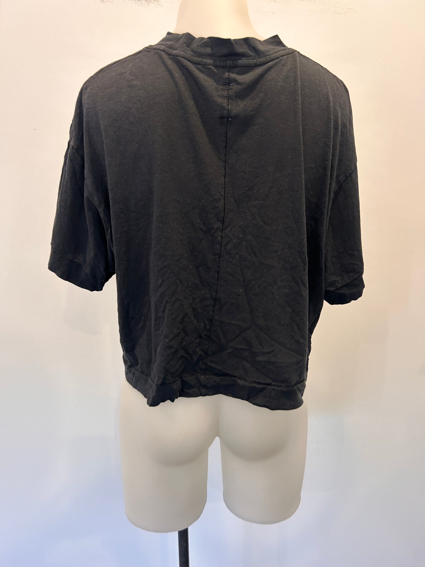 Commoners Cropped TShirt - Size 6