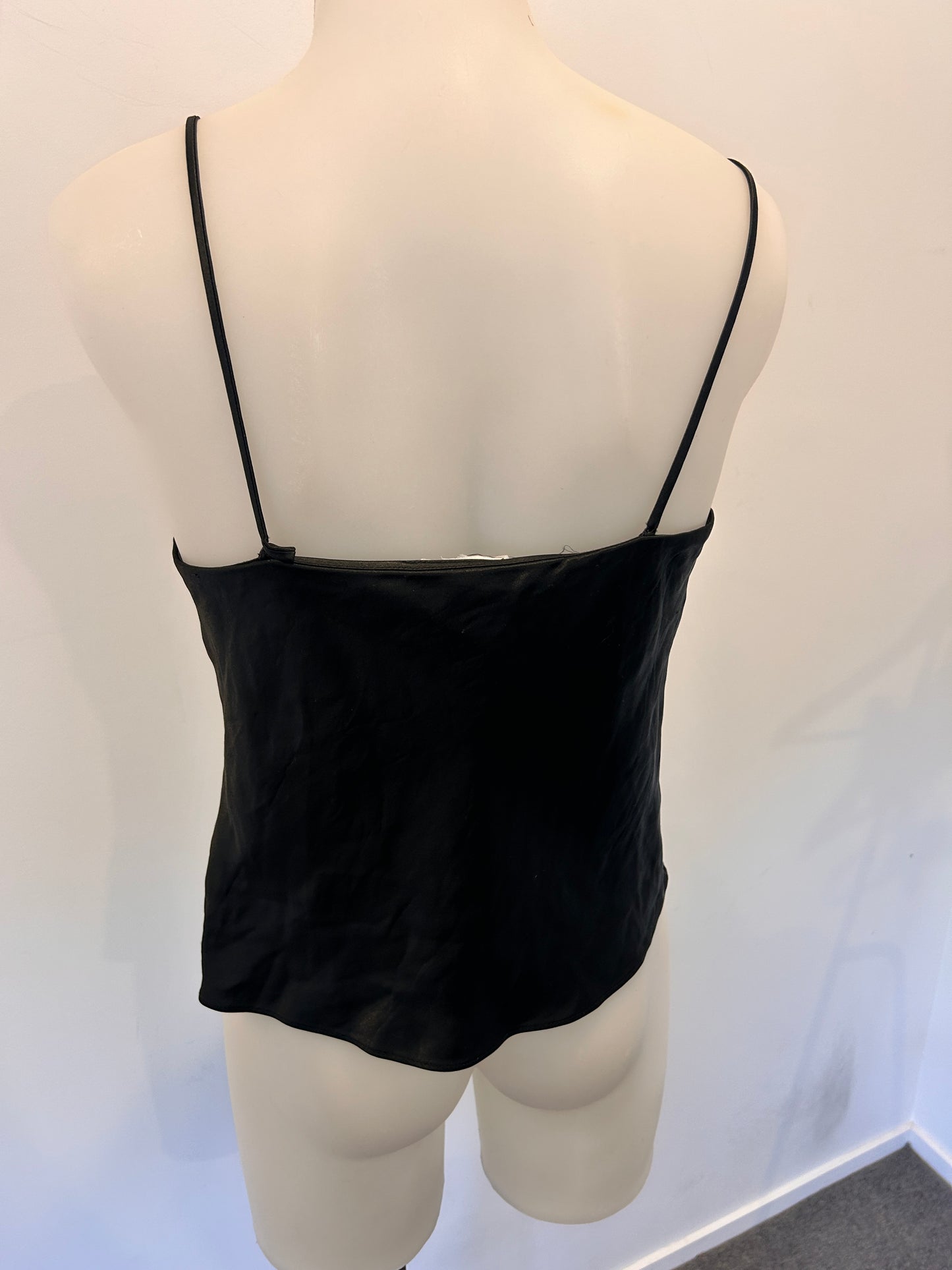 Seed Singlet - Size 6/8 (tag removed)