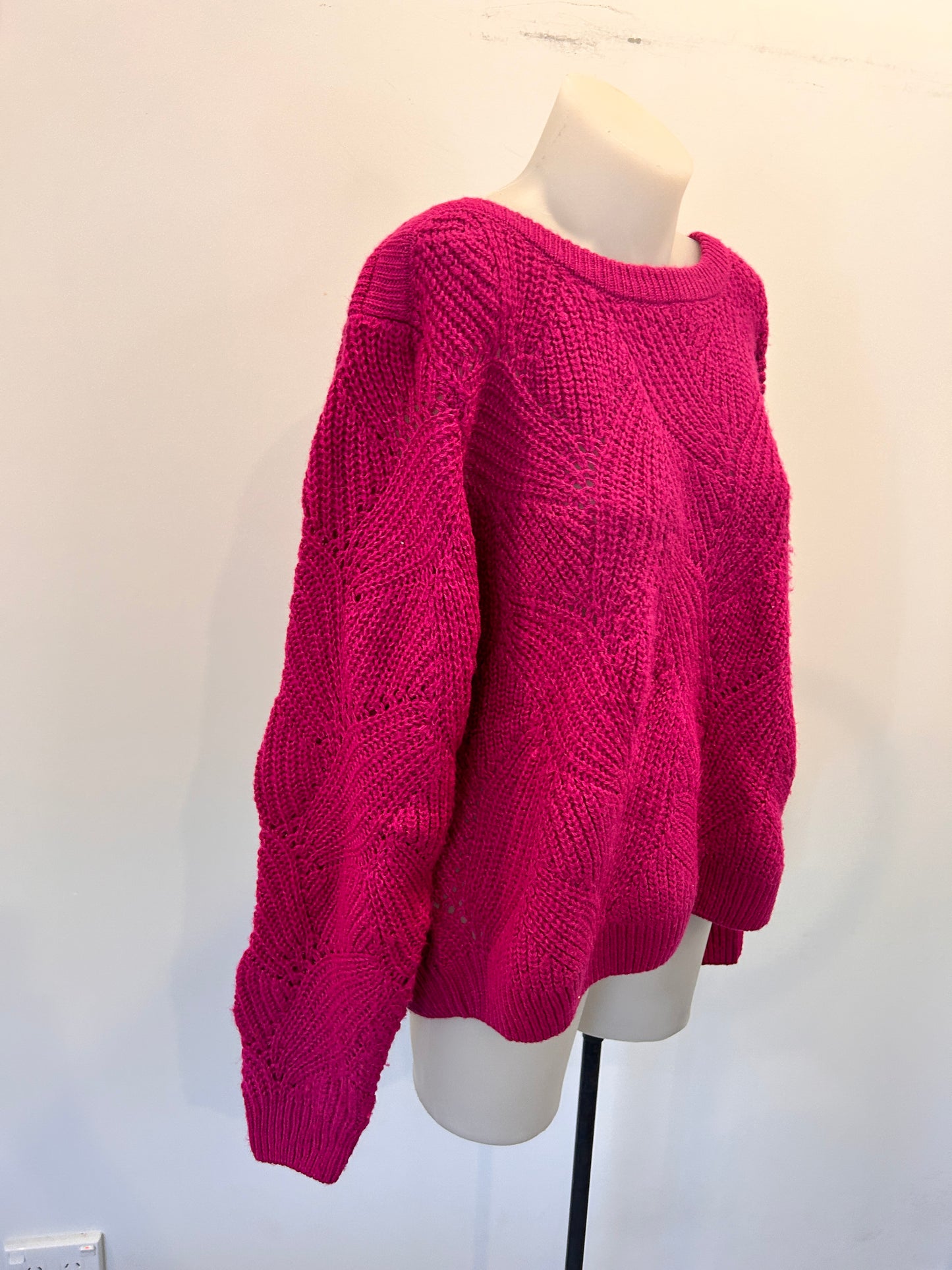 Capture Knit Top- Size L