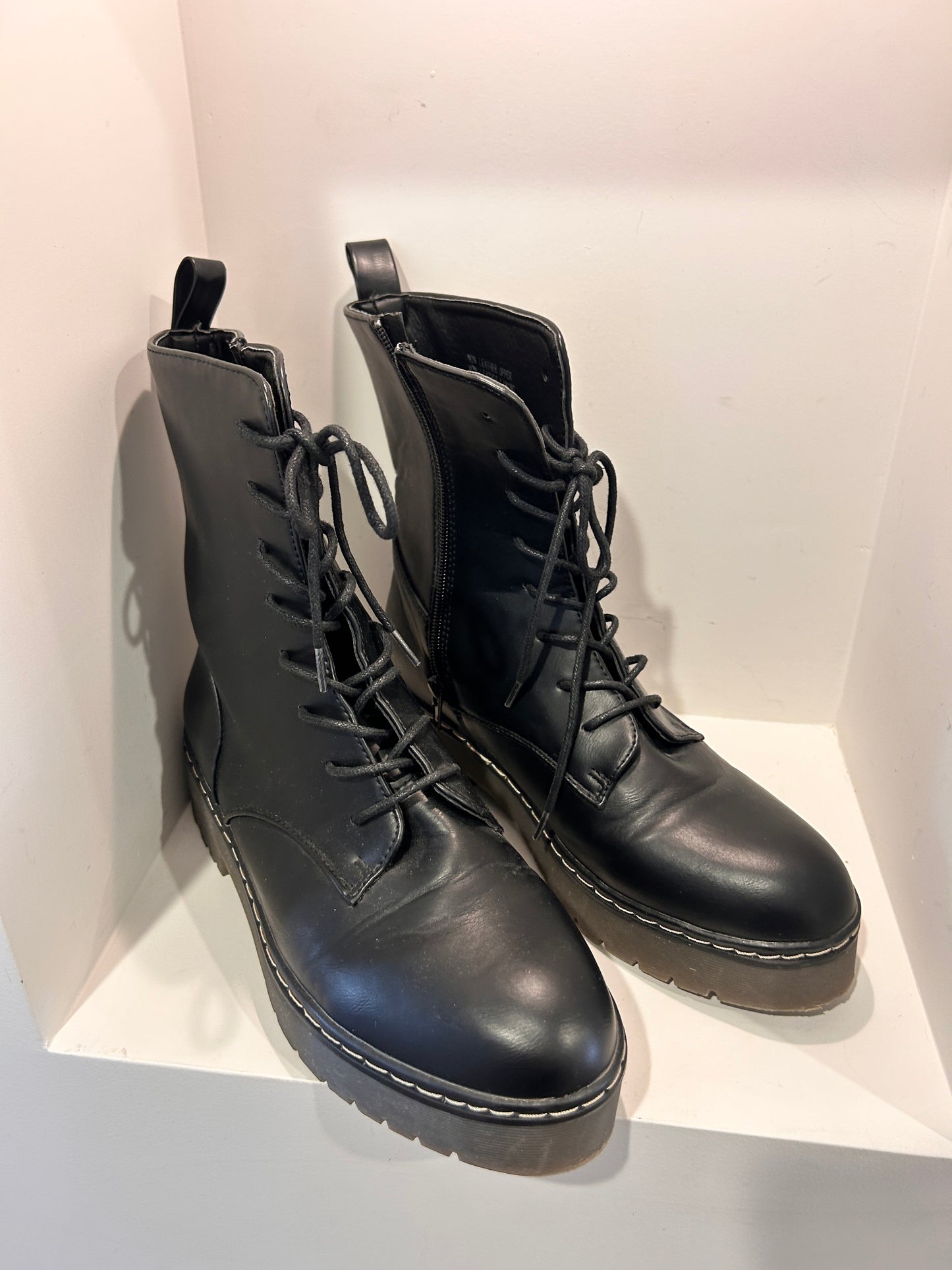 Rubi Boots - Size 40