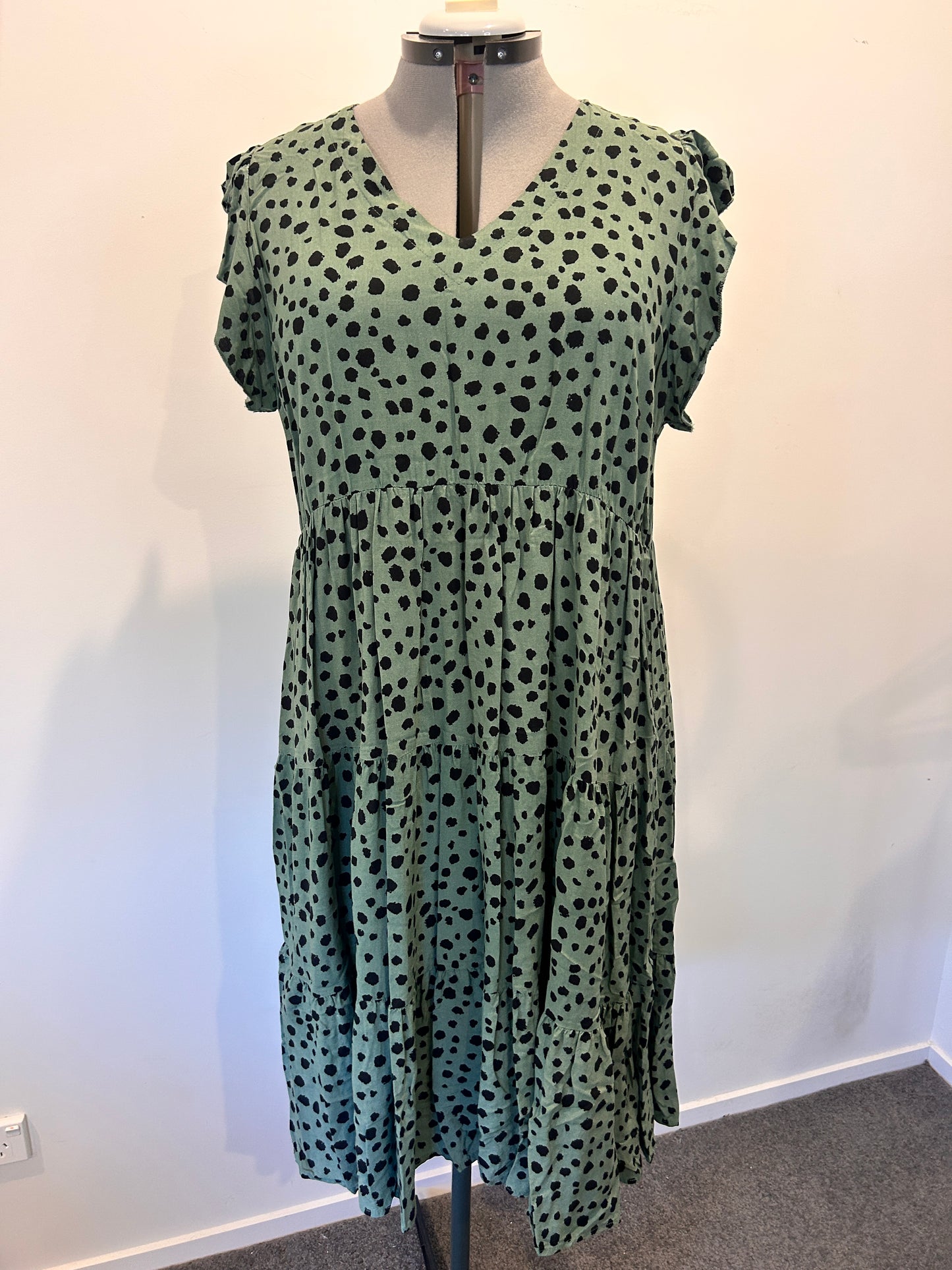 New U Collection Dress - Size 18