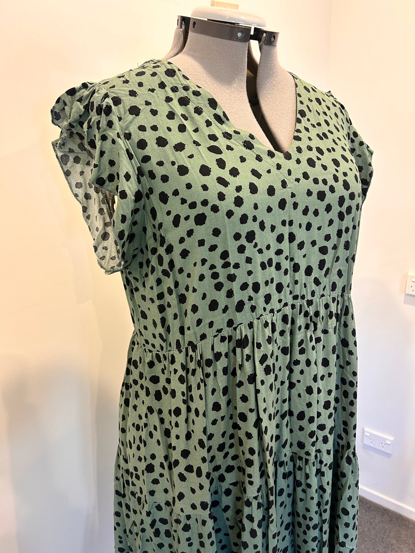 New U Collection Dress - Size 18