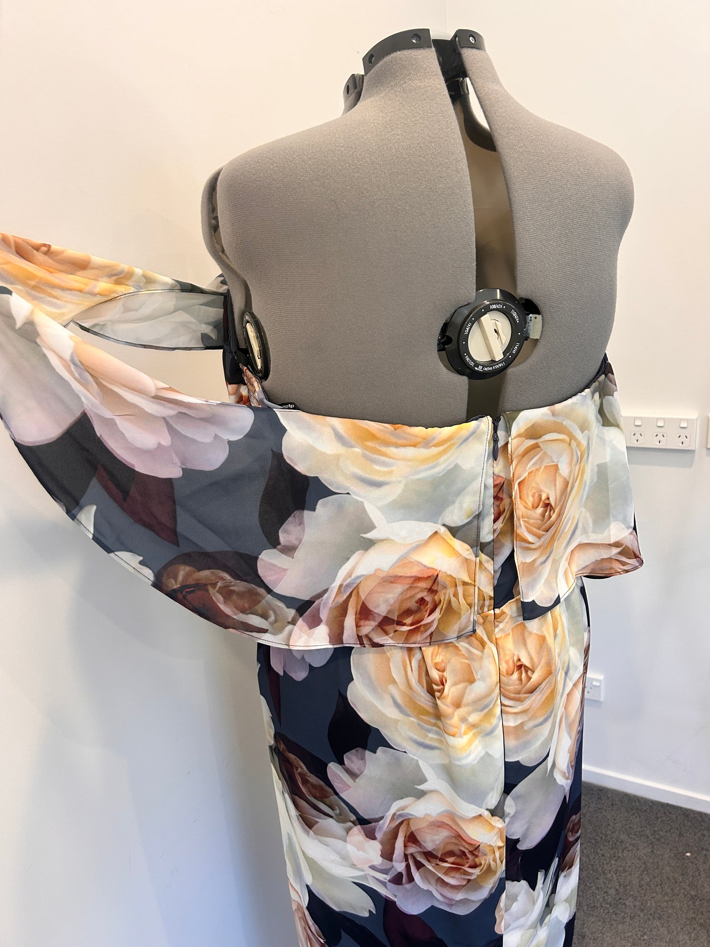 City Chic Dress - Size XL (22) (BNWT)