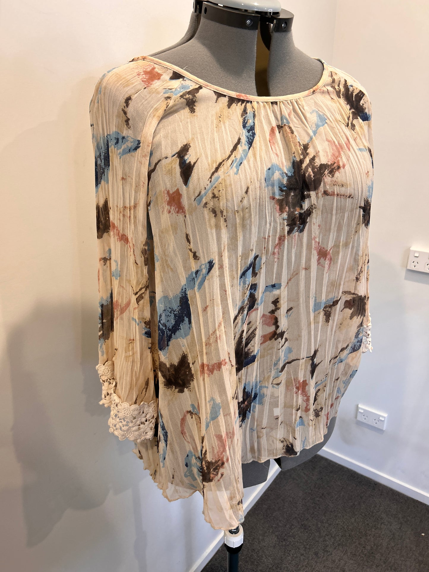 Together Top - Size 14 (42)