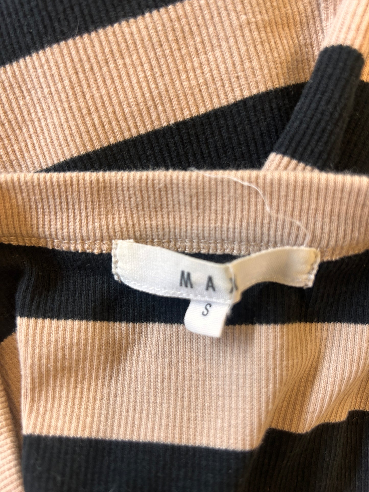 Max Striped Singlet - Size S