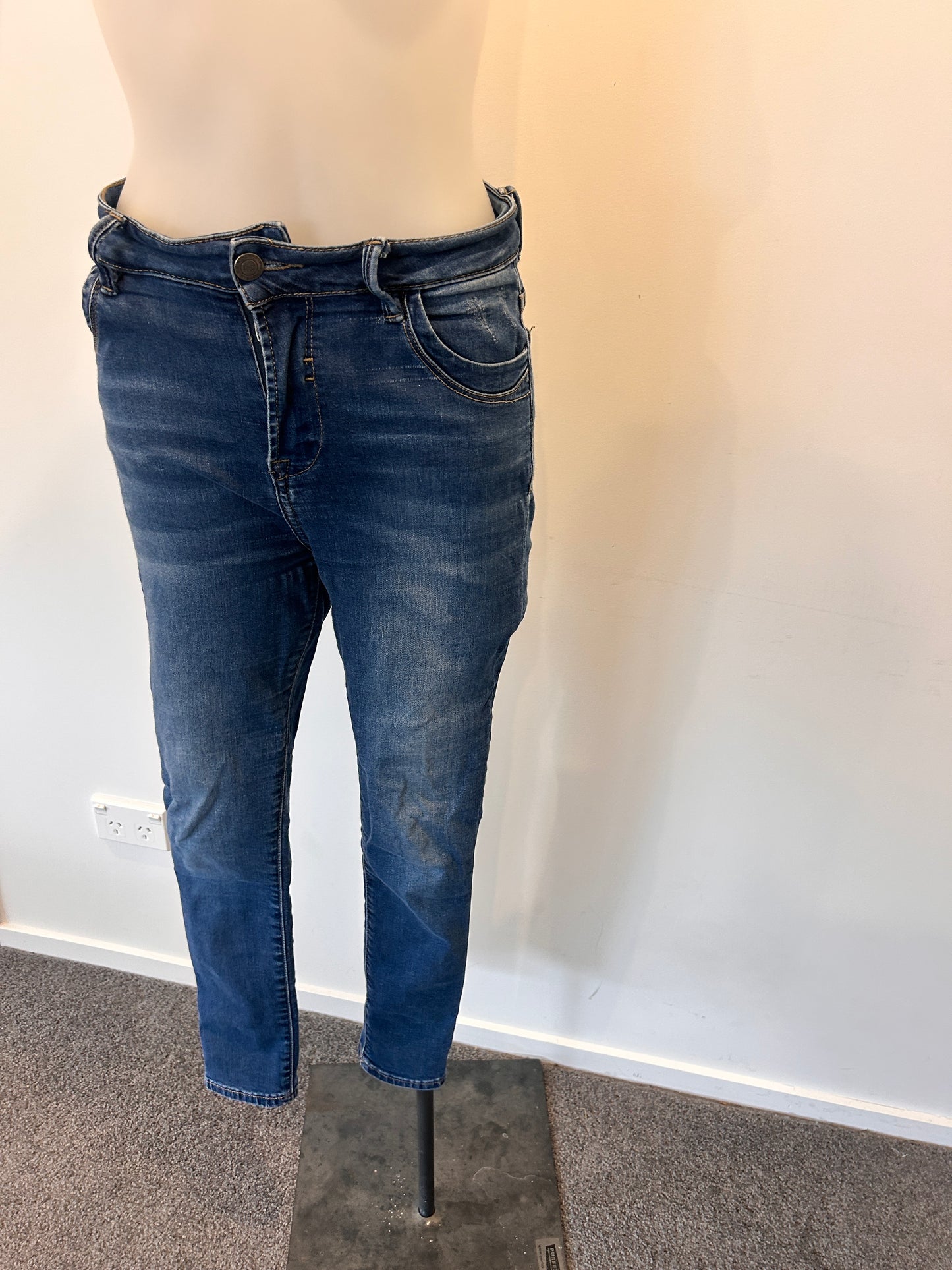 Honey Denim Skinny Jeans - Size 8