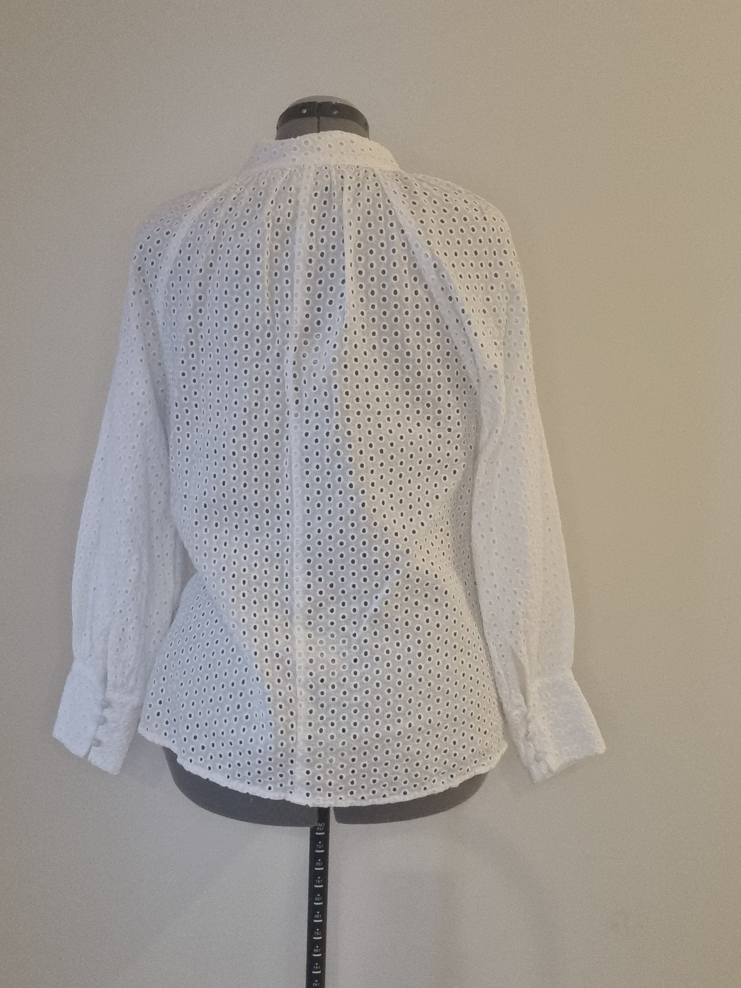 Decjuba Broderie Shirt - Size 14