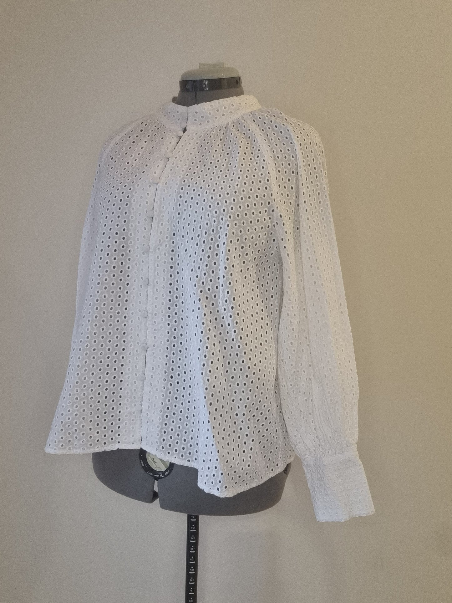 Decjuba Broderie Shirt - Size 14