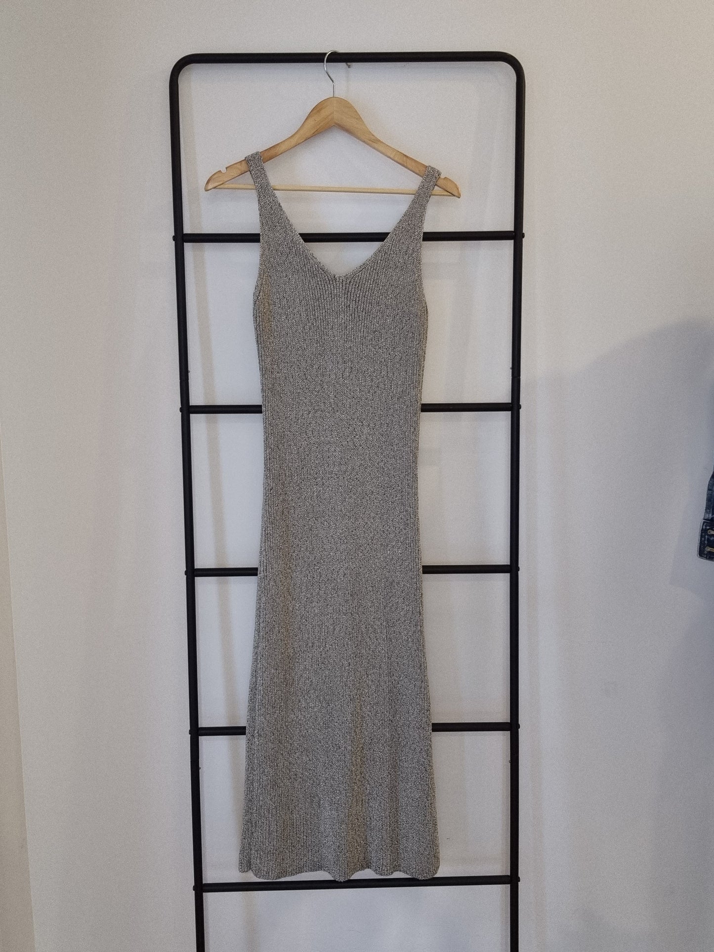 Country Road Sleeveless Midi Dress - Size M