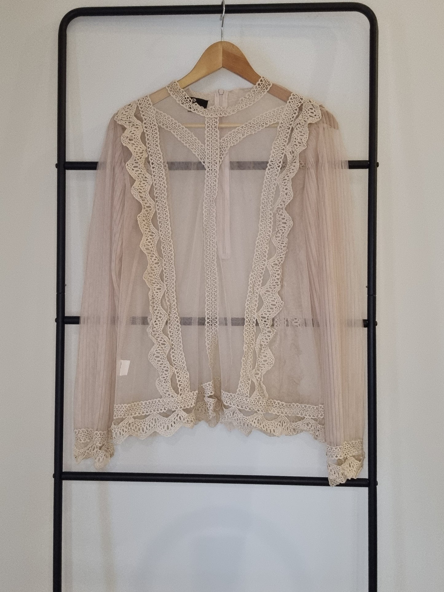 Amaya (Augustine) Mesh Top - Size 12