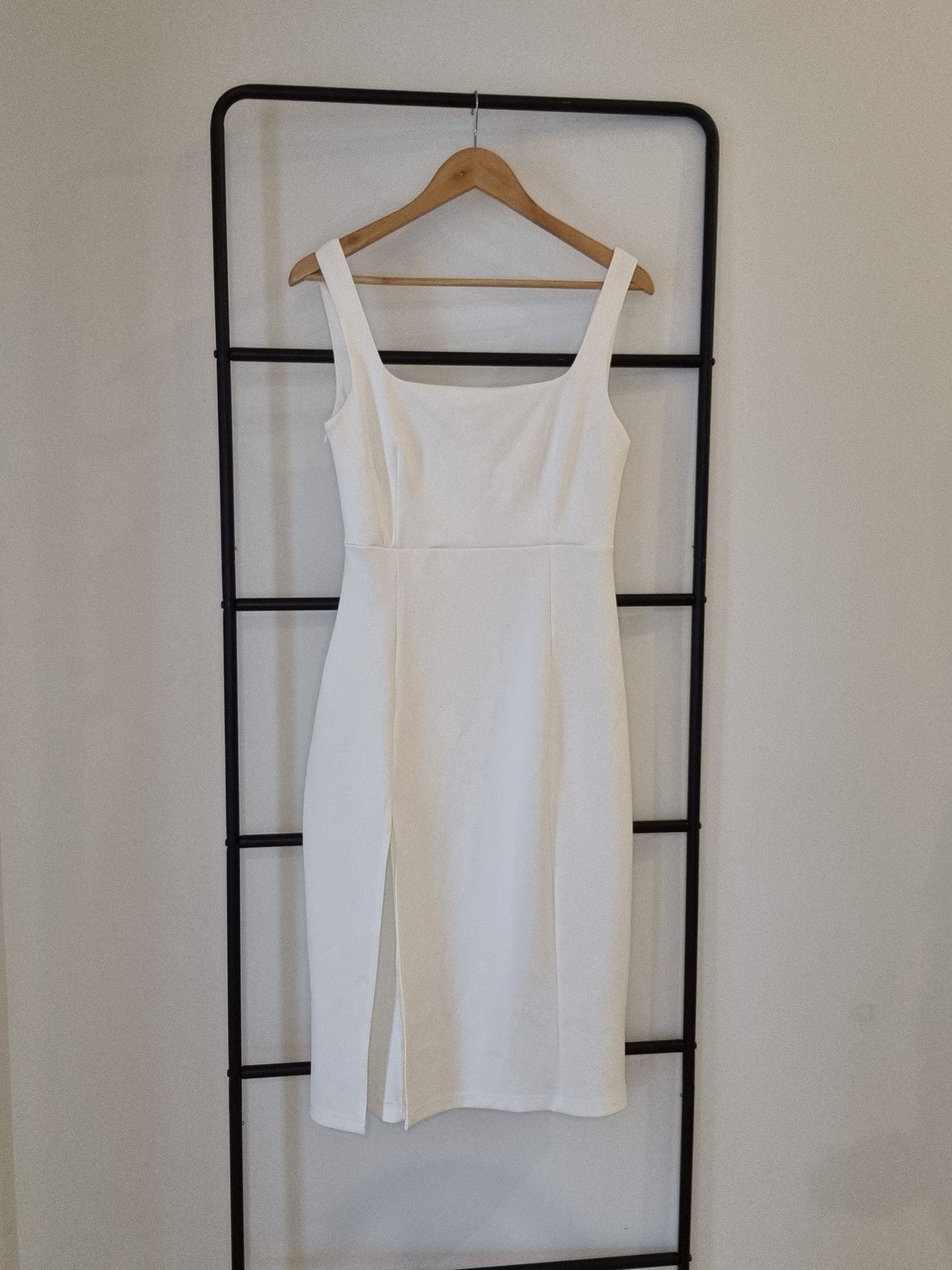 Showpo Sleeveless Midi Dress - Size 14