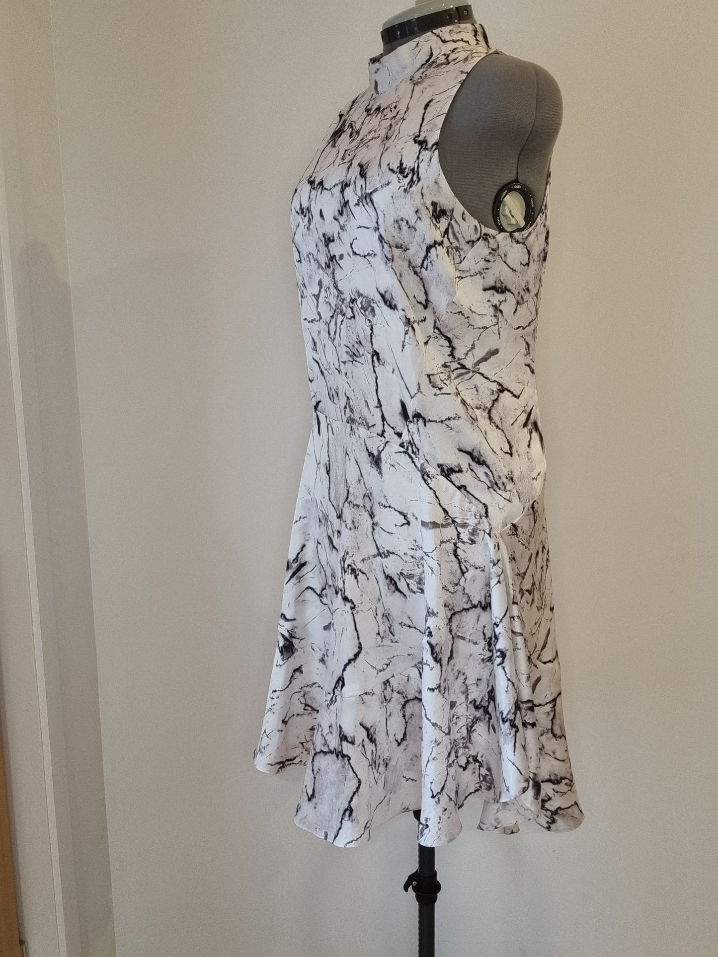 Country Road Elegant Dress - Size 14