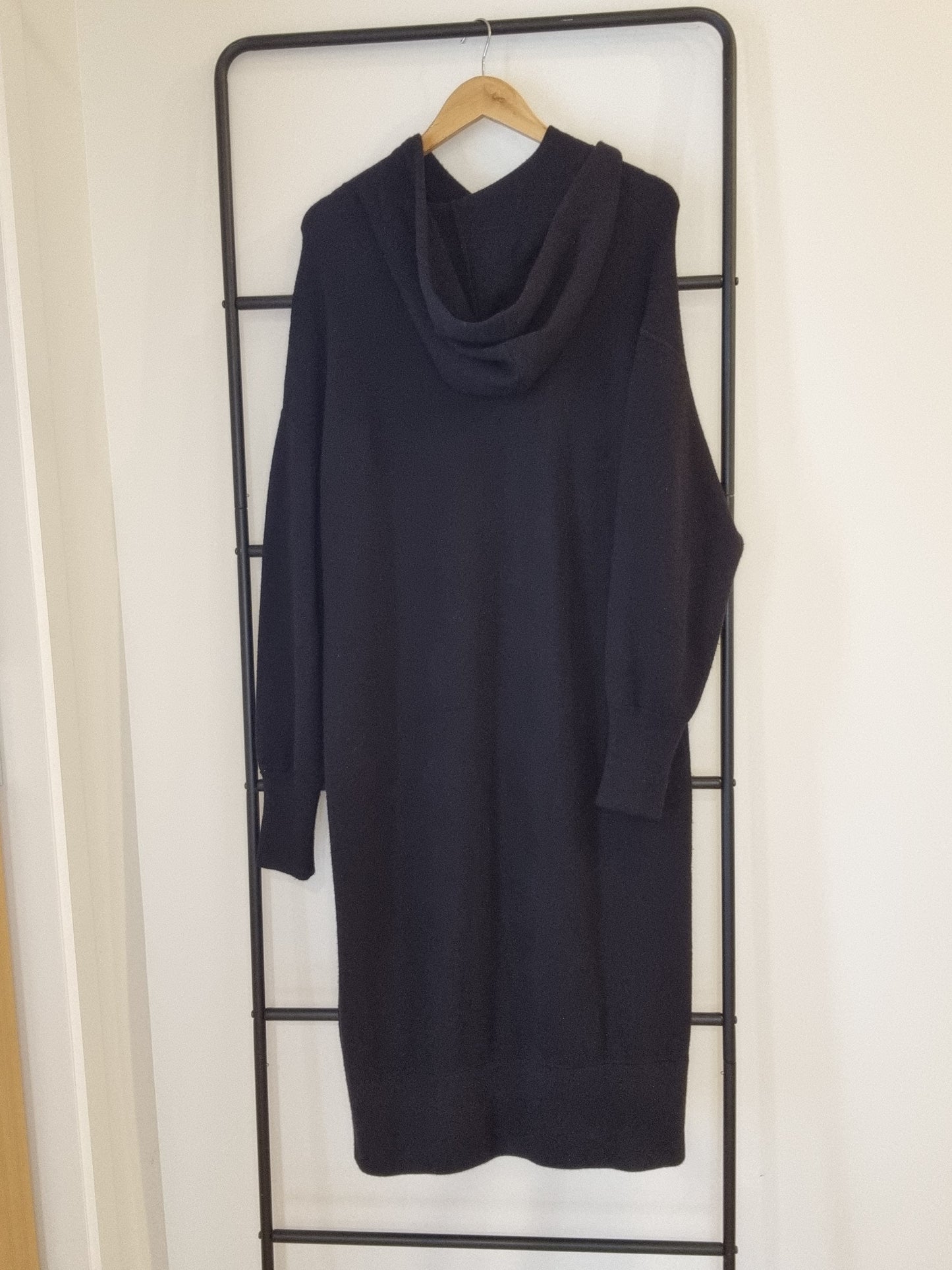 Decjuba Thick Woollen Dress - Size L