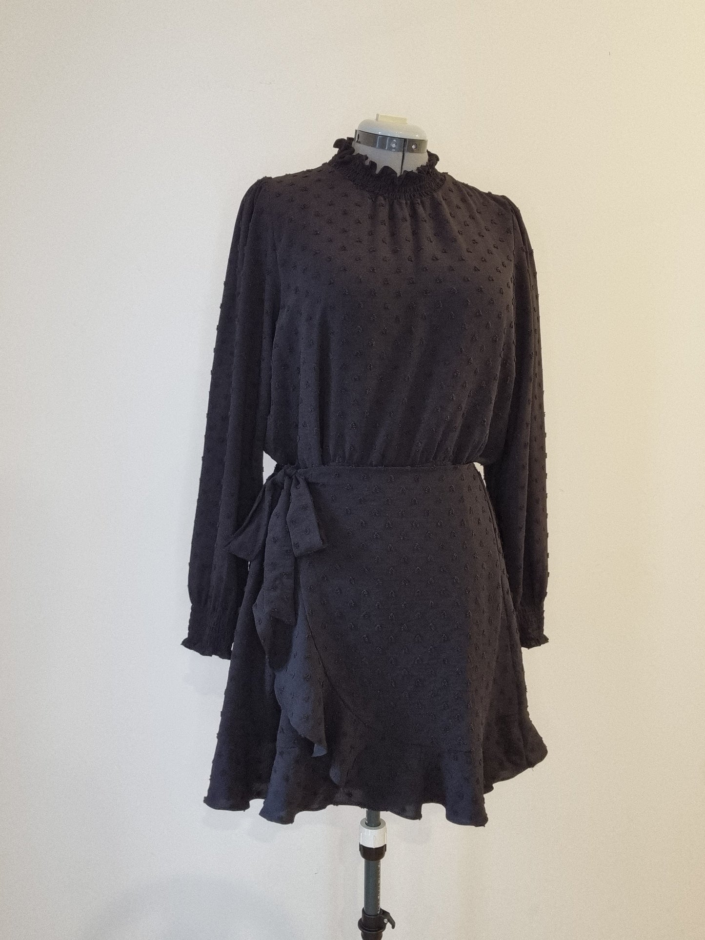 Decjuba mock wrap dress - size L