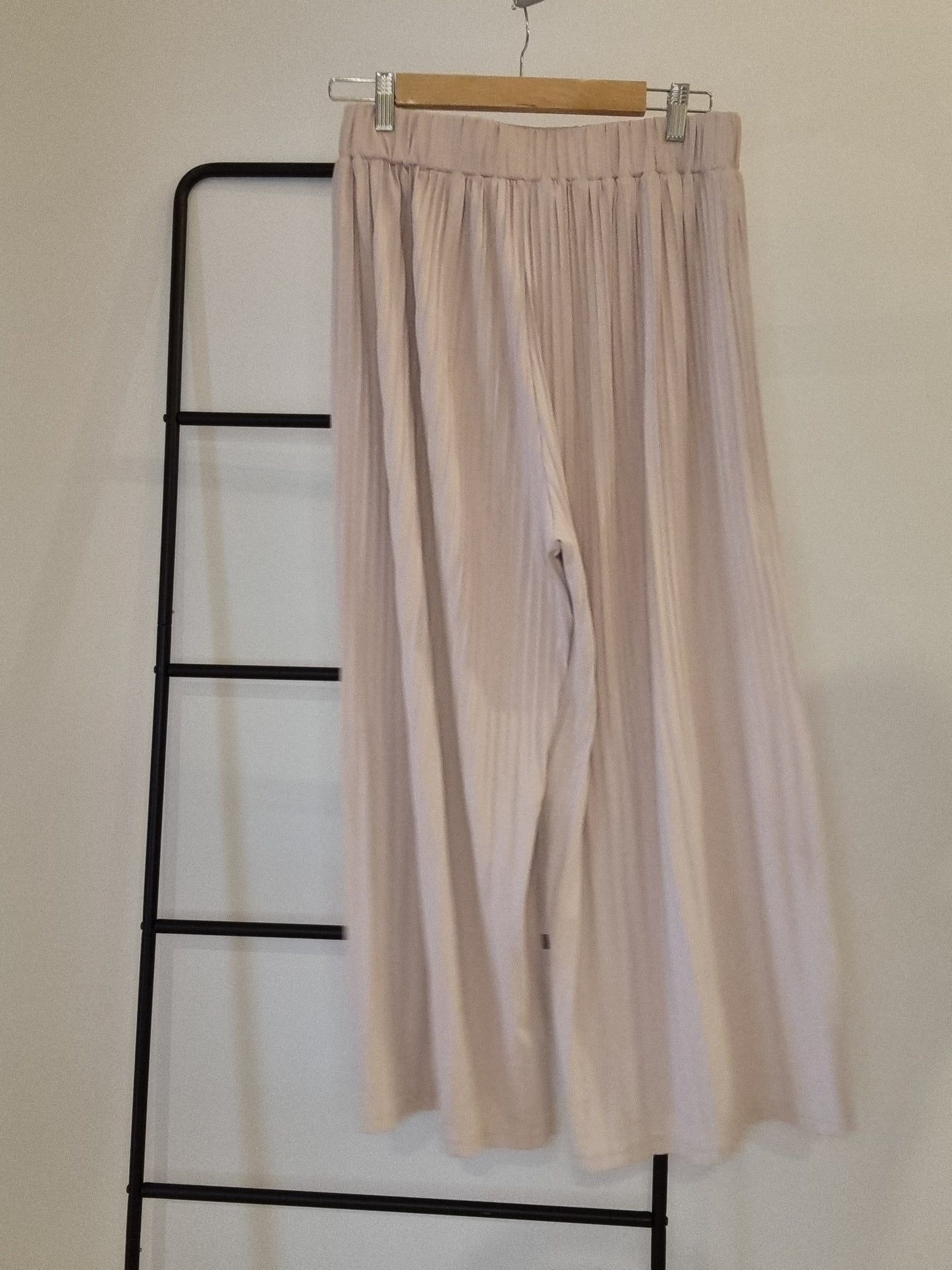 Petal + Pup Pleated Culottes - Size 12