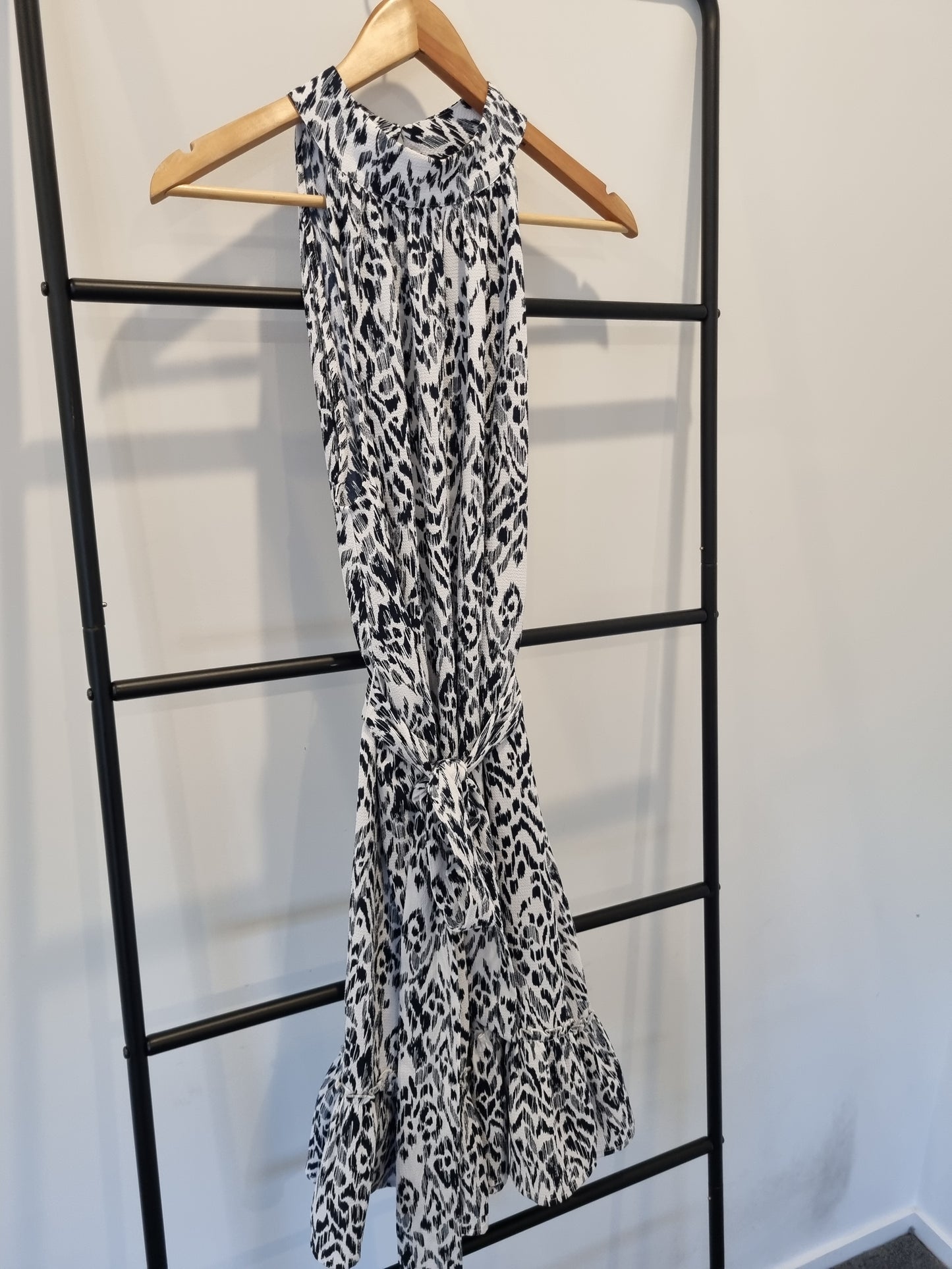 Decjuba Sleeveless Mini Dress - Size 12