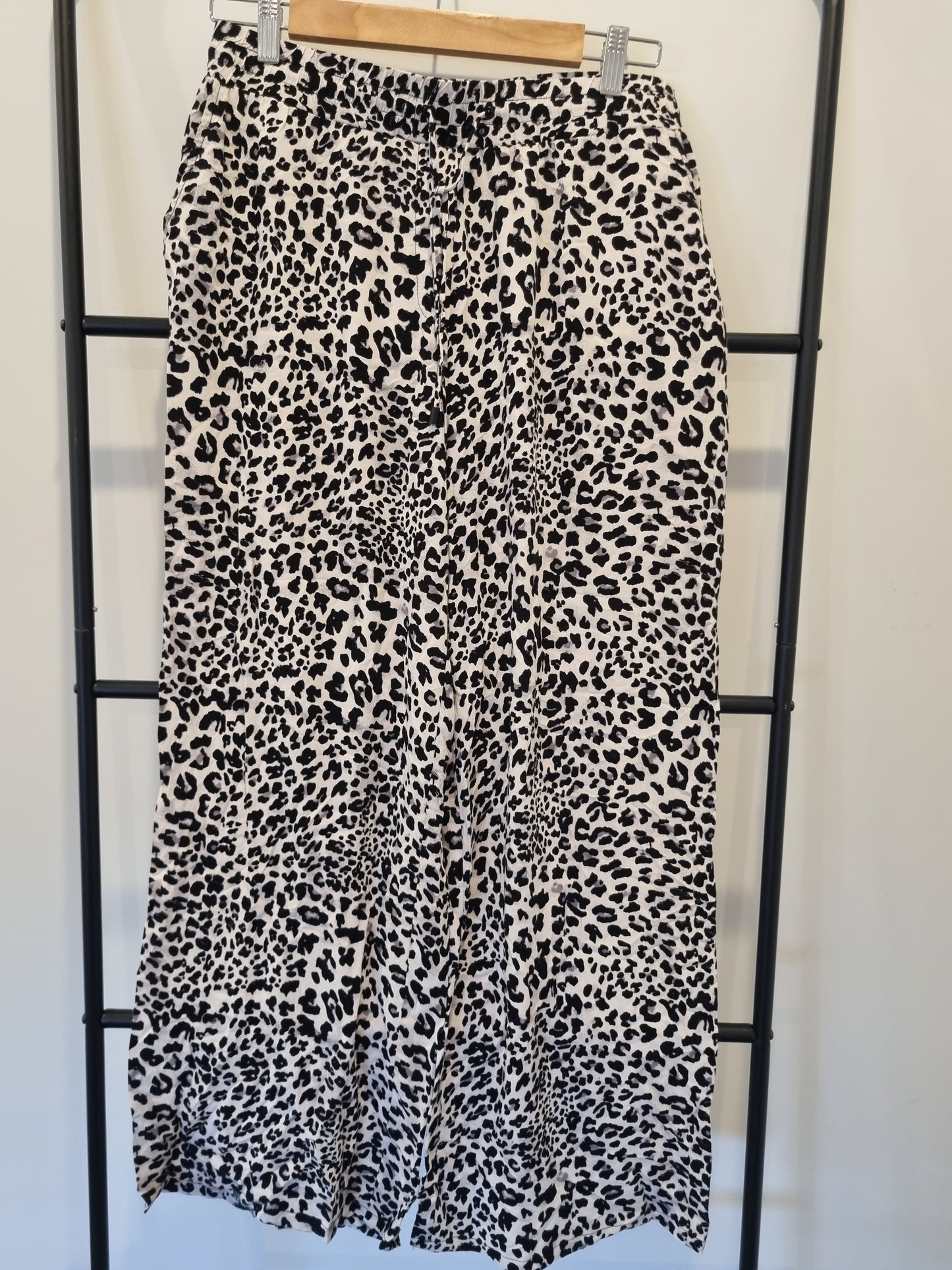 Decjuba wideleg pants - Size M