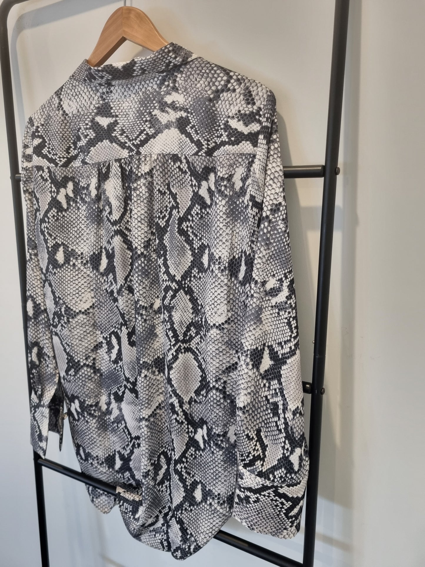 Witchery Blouse - Size 14