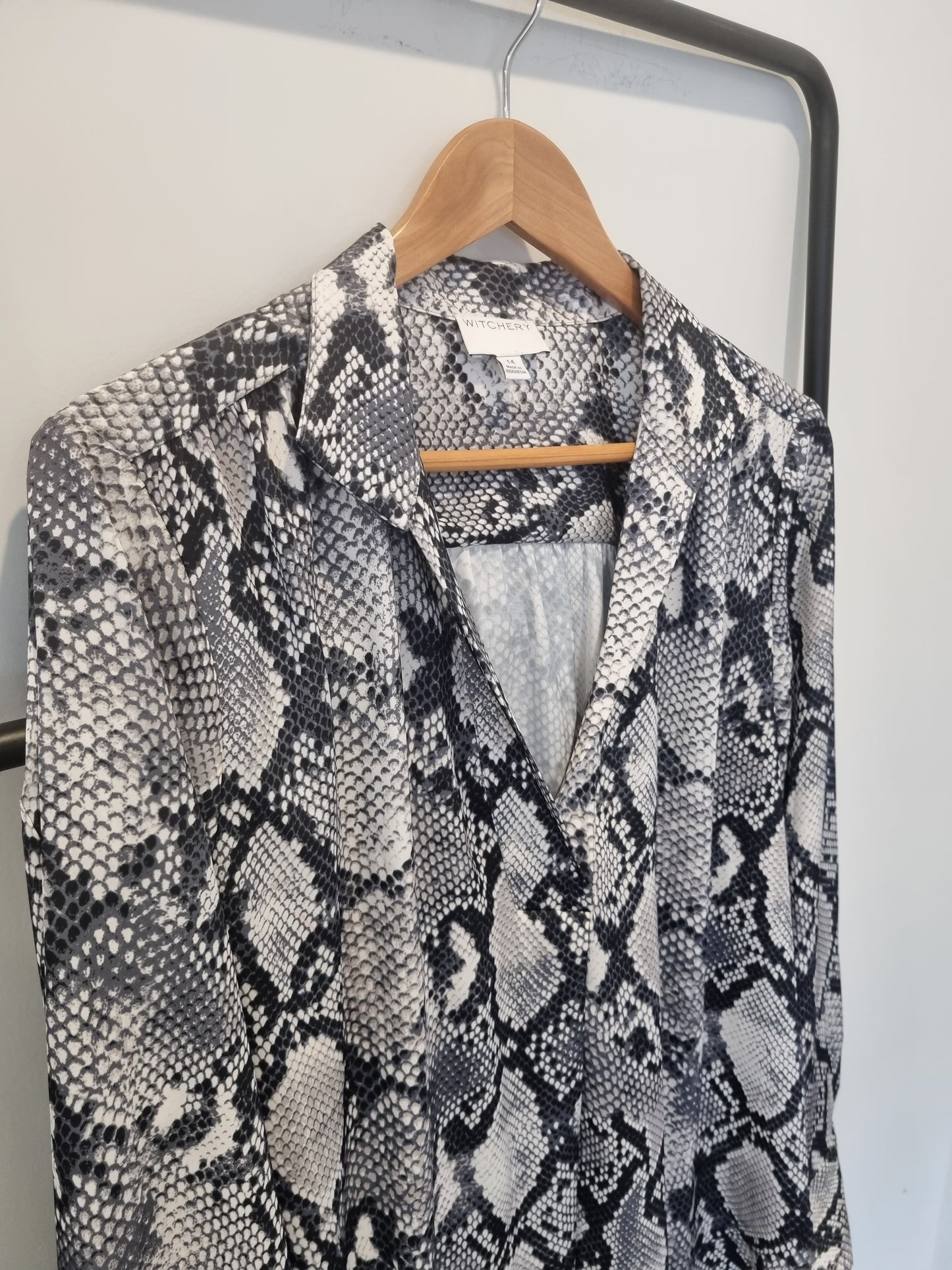 Witchery Blouse - Size 14