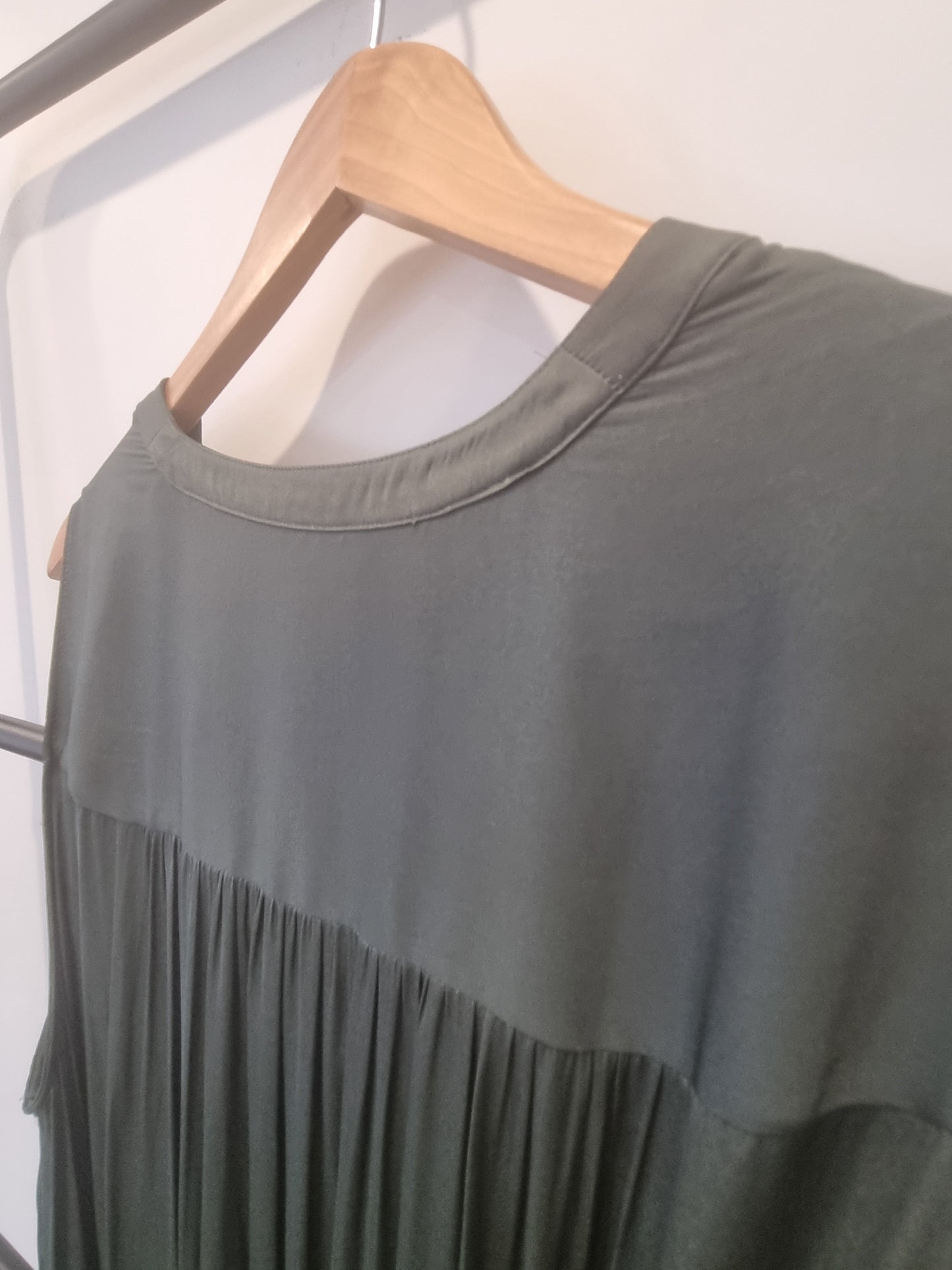 Witchery Sleeveless Dress - Size 14