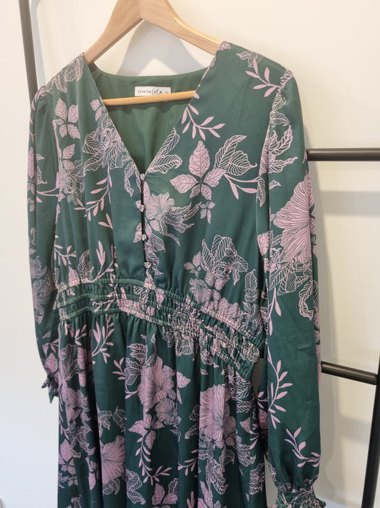 Seeking Lola Dress - Size 18