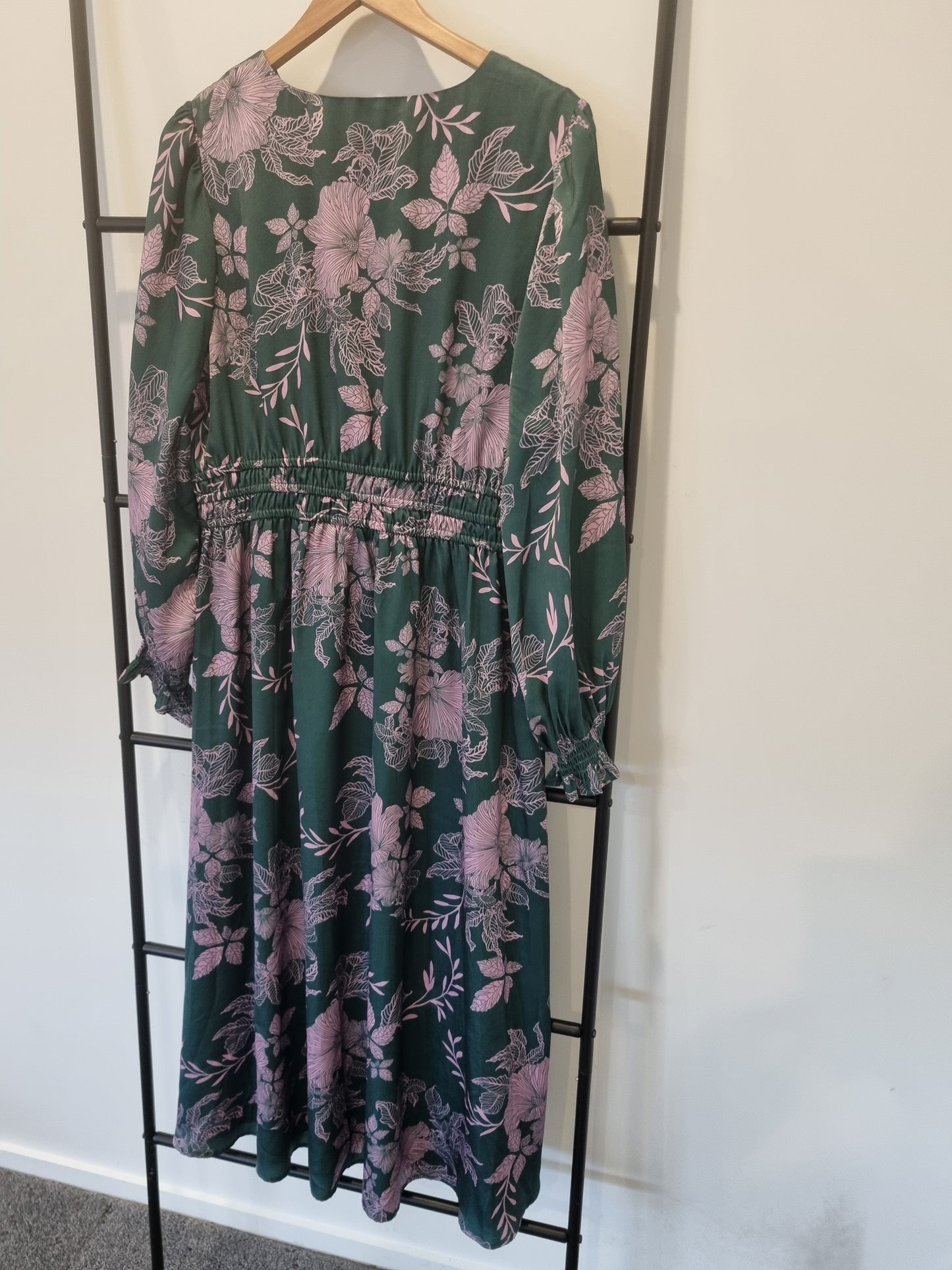Seeking Lola Dress - Size 18