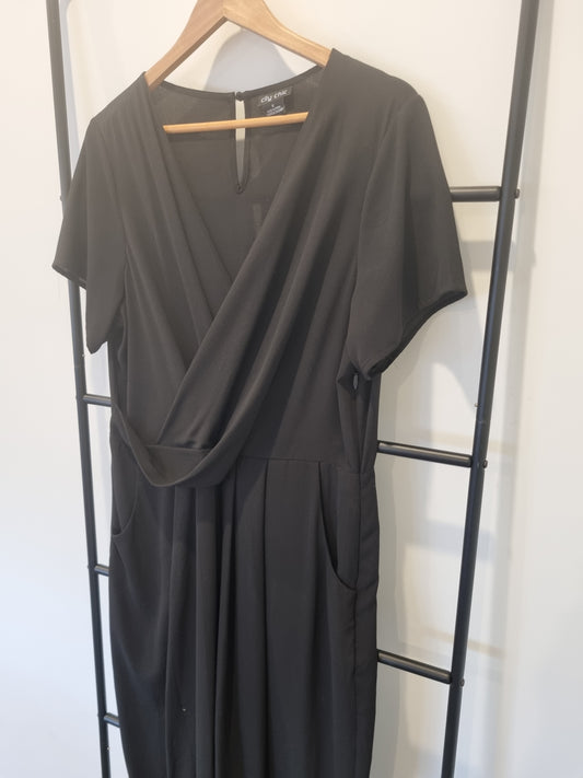 City Chic jumpsuit- Size S (16/18)