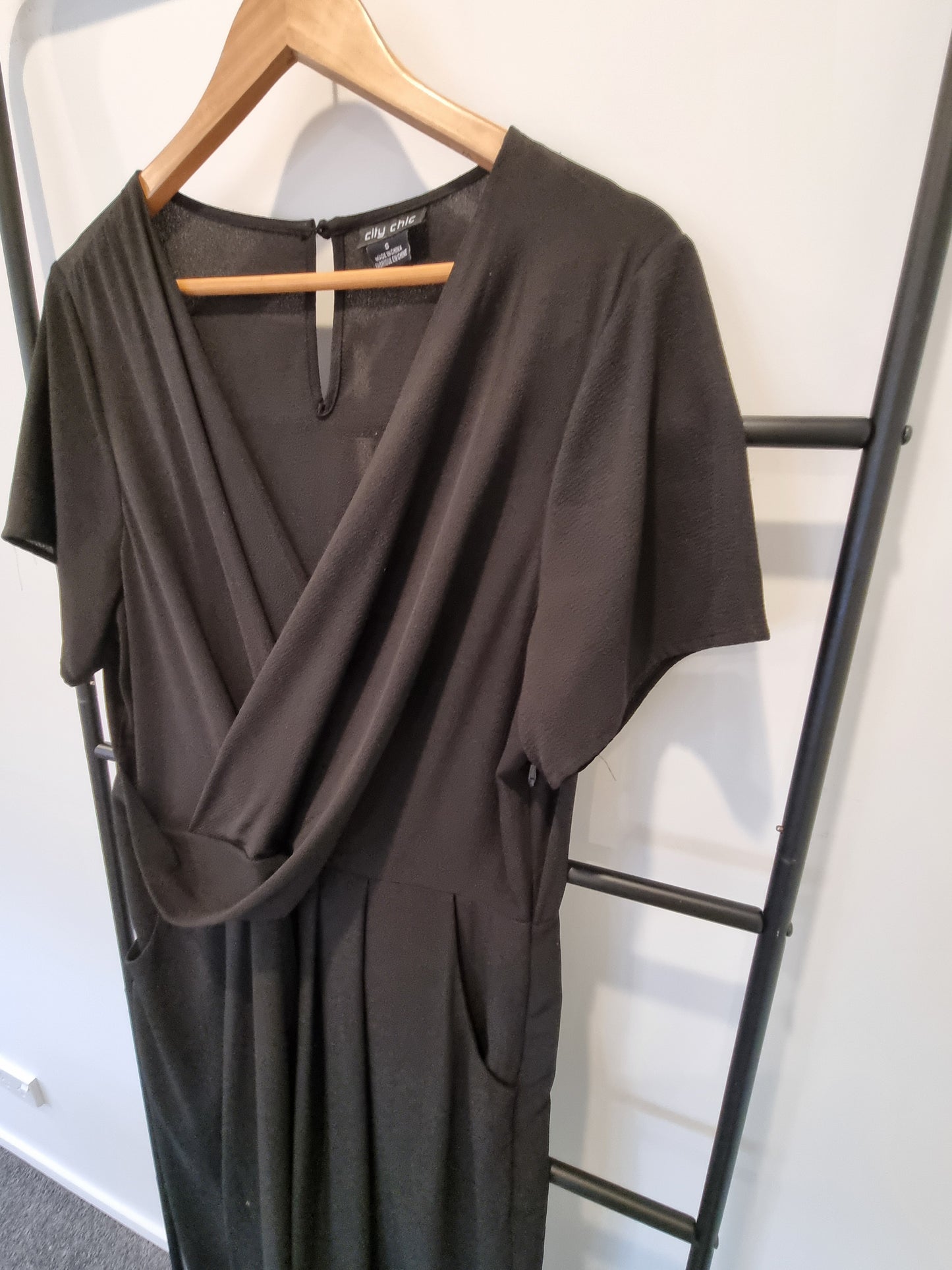 City Chic jumpsuit- Size S (16/18)
