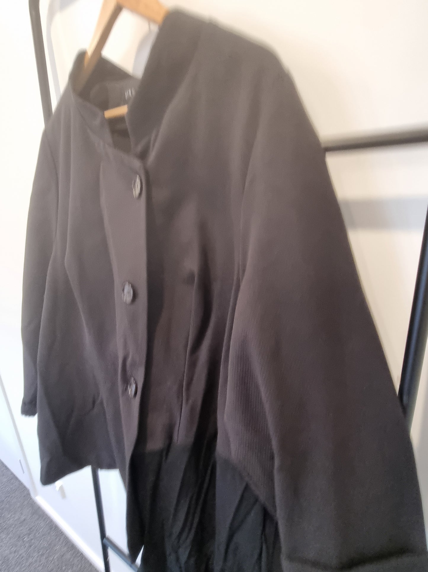 Ginger Jacket - Size 22