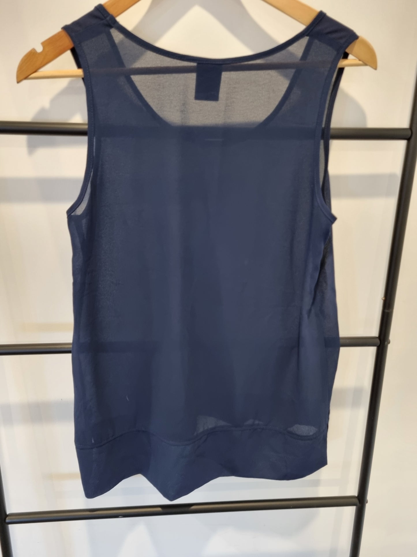 Kilt Sleeveless Top - Size 8
