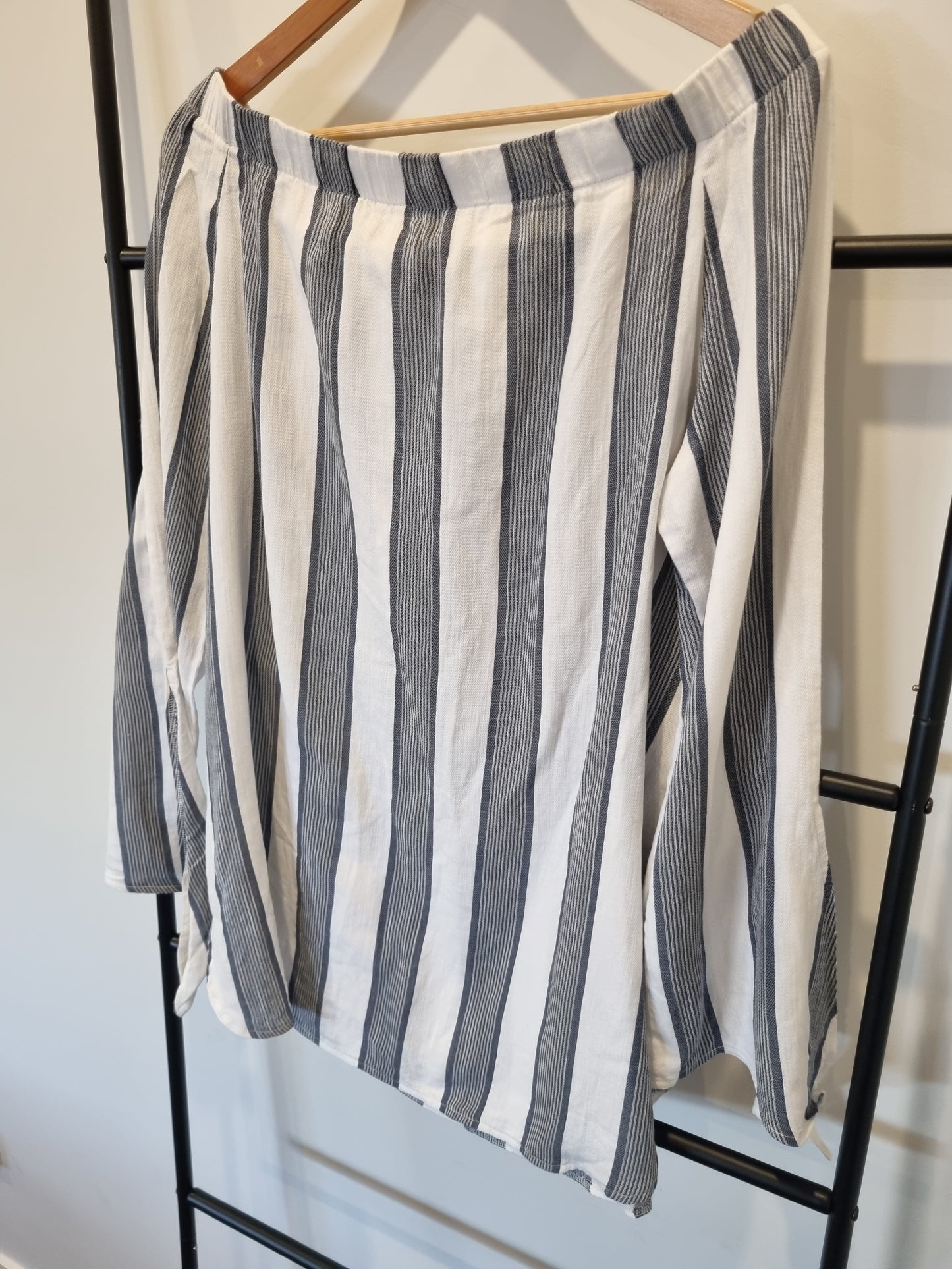 Deval Top - Size 12
