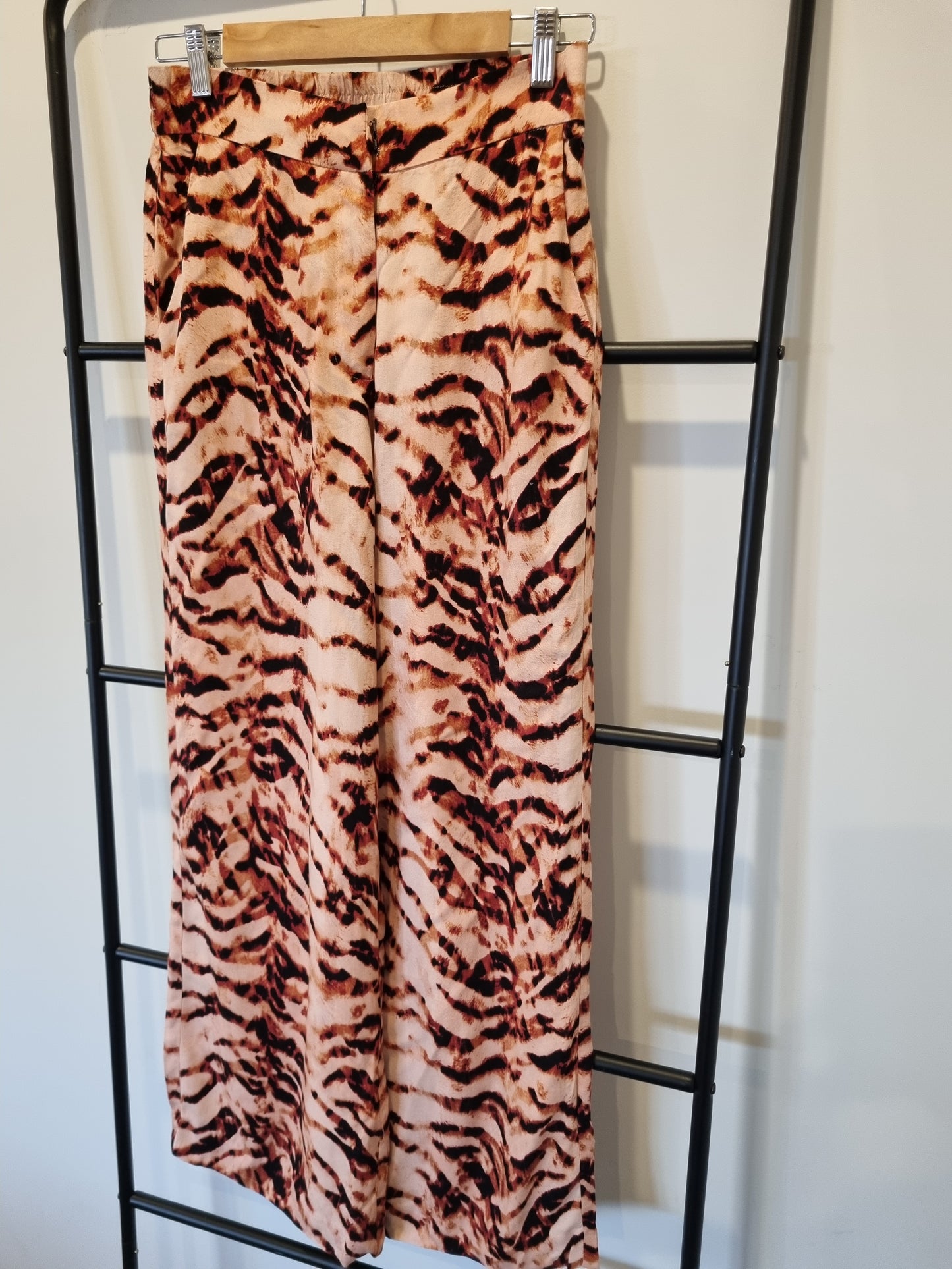 eb & ive pants  - Size S (BNWT)