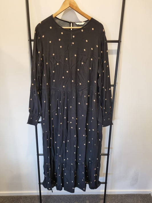 Max Maxi Dress - Size 16/18