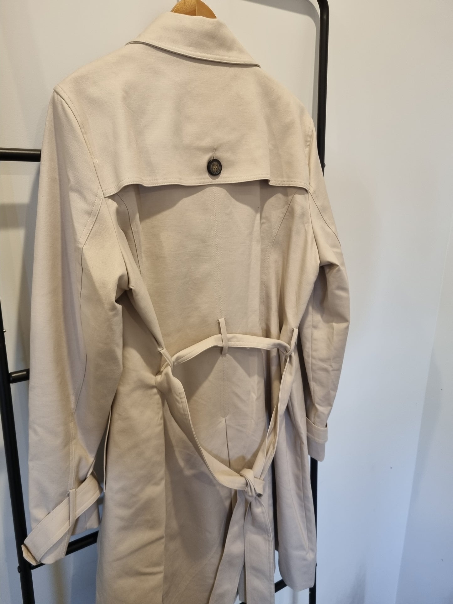Jacqui E Trench Coat - Size 18