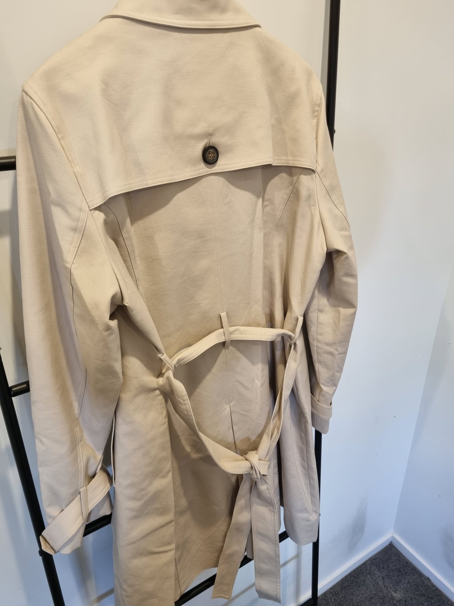 Jacqui E Trench Coat - Size 18