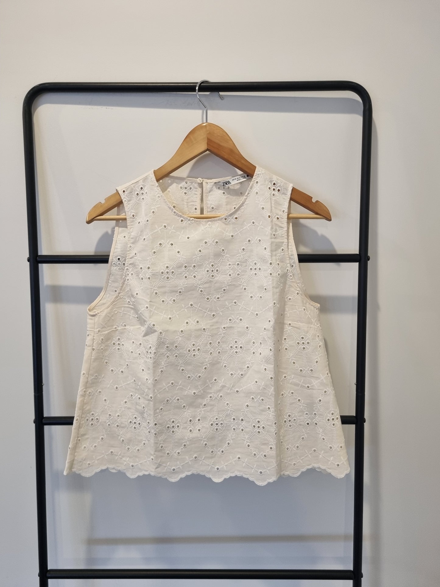 Zara Sleeveless Broderie Top  - Size M