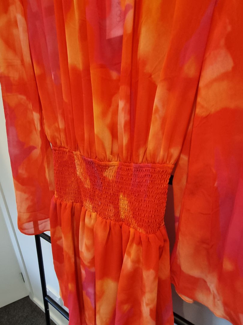 Esther & Co Esther & Co Mini Dress, Size 8 (BNWT)