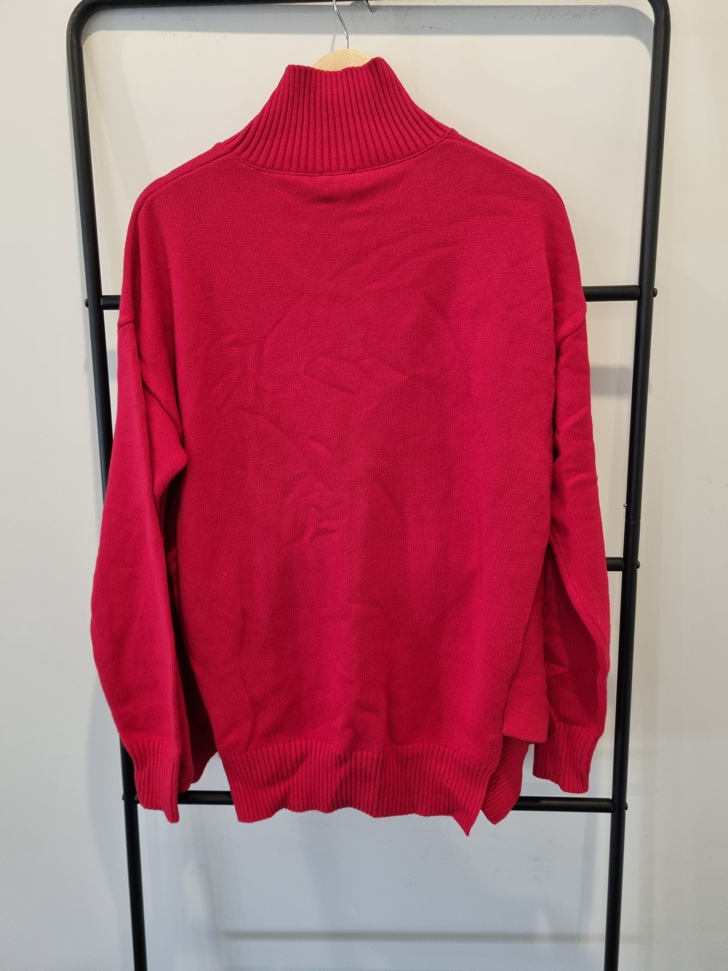 Loe Jumper - Size S