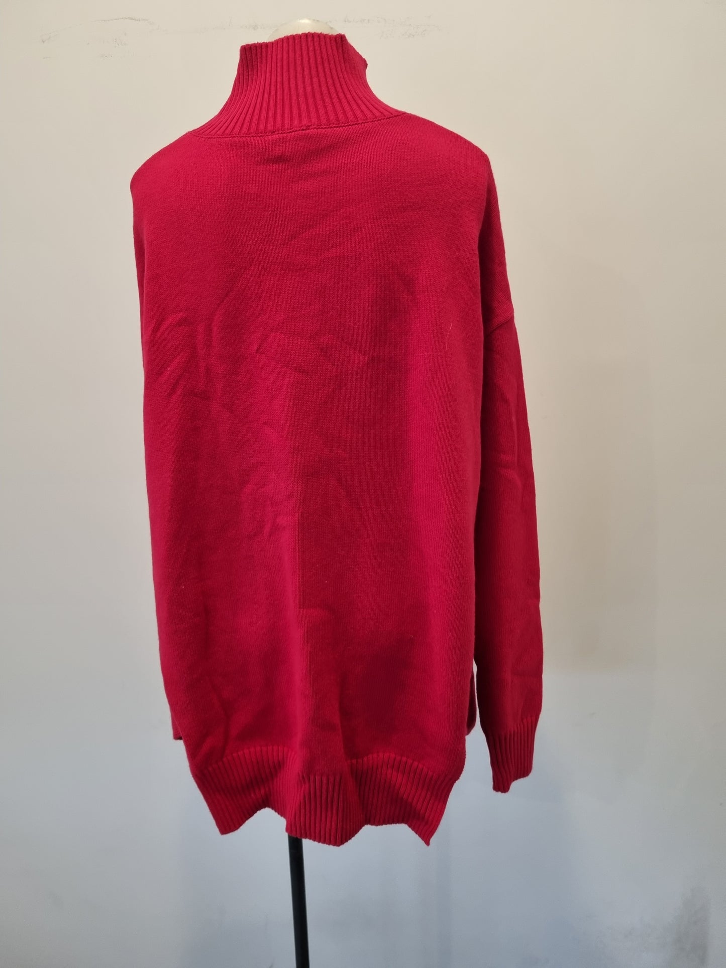 Loe Jumper - Size S